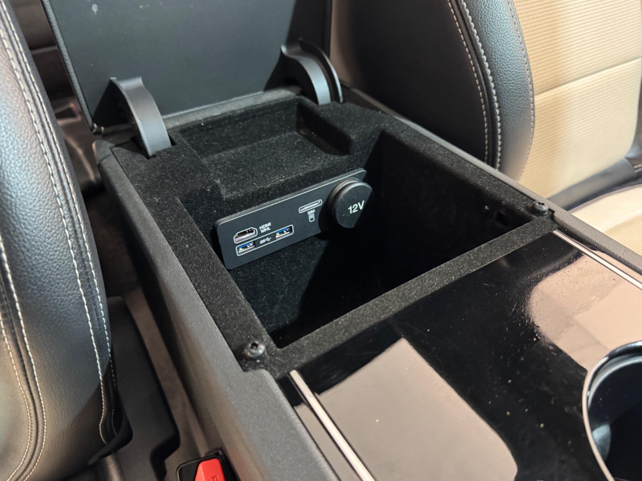 Jaguar F-Pace view 49