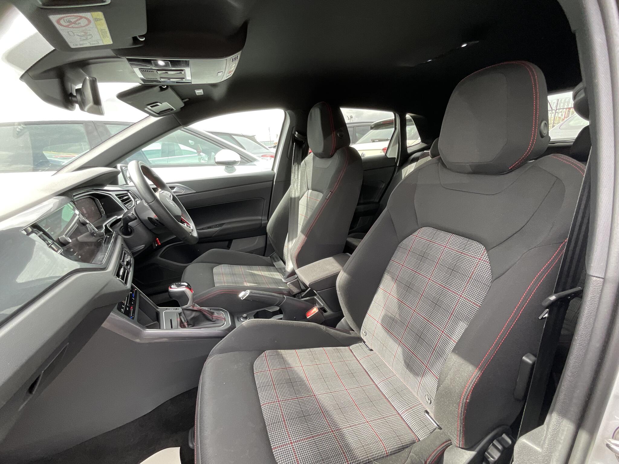 Volkswagen Polo view 17