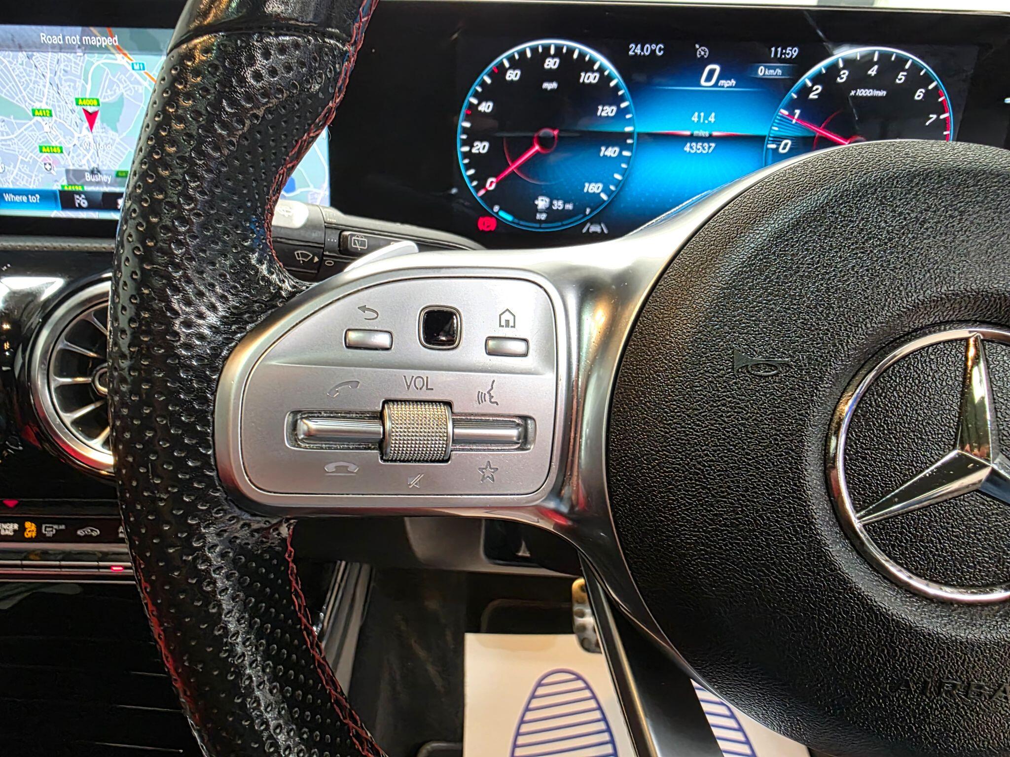 Mercedes-Benz Cla view 21