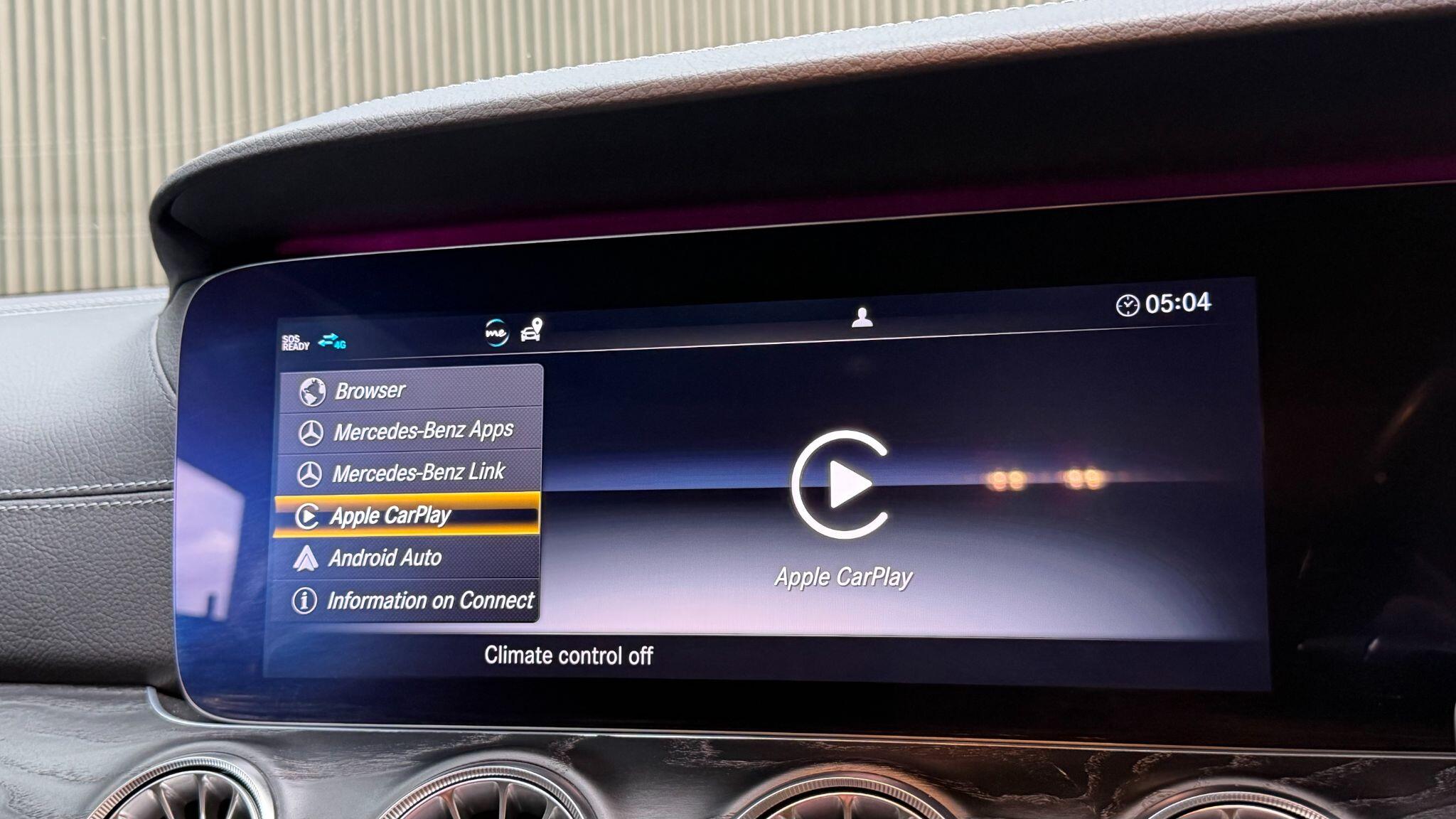 Mercedes-Benz E-Class view 24