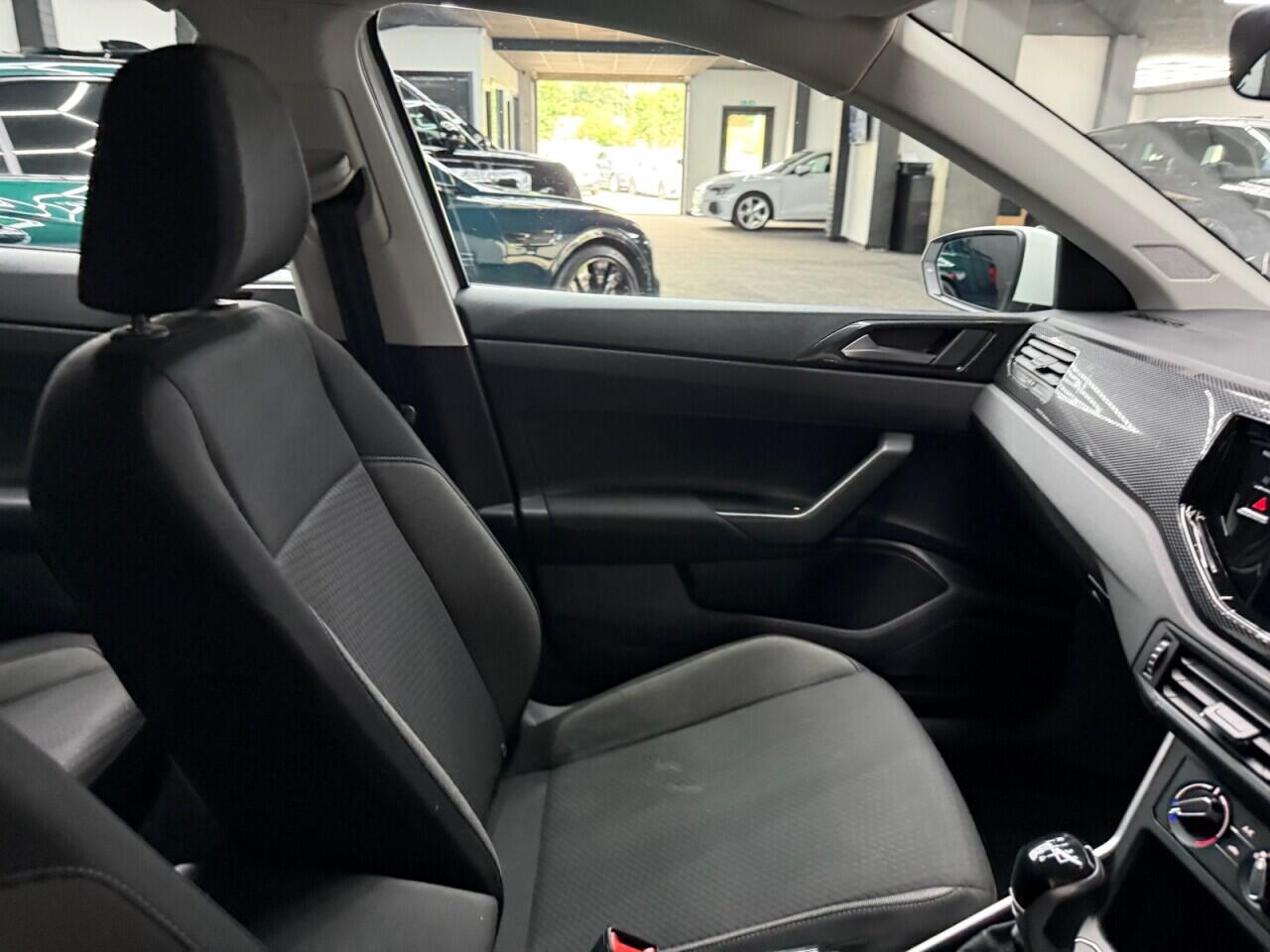 Volkswagen Polo view 37
