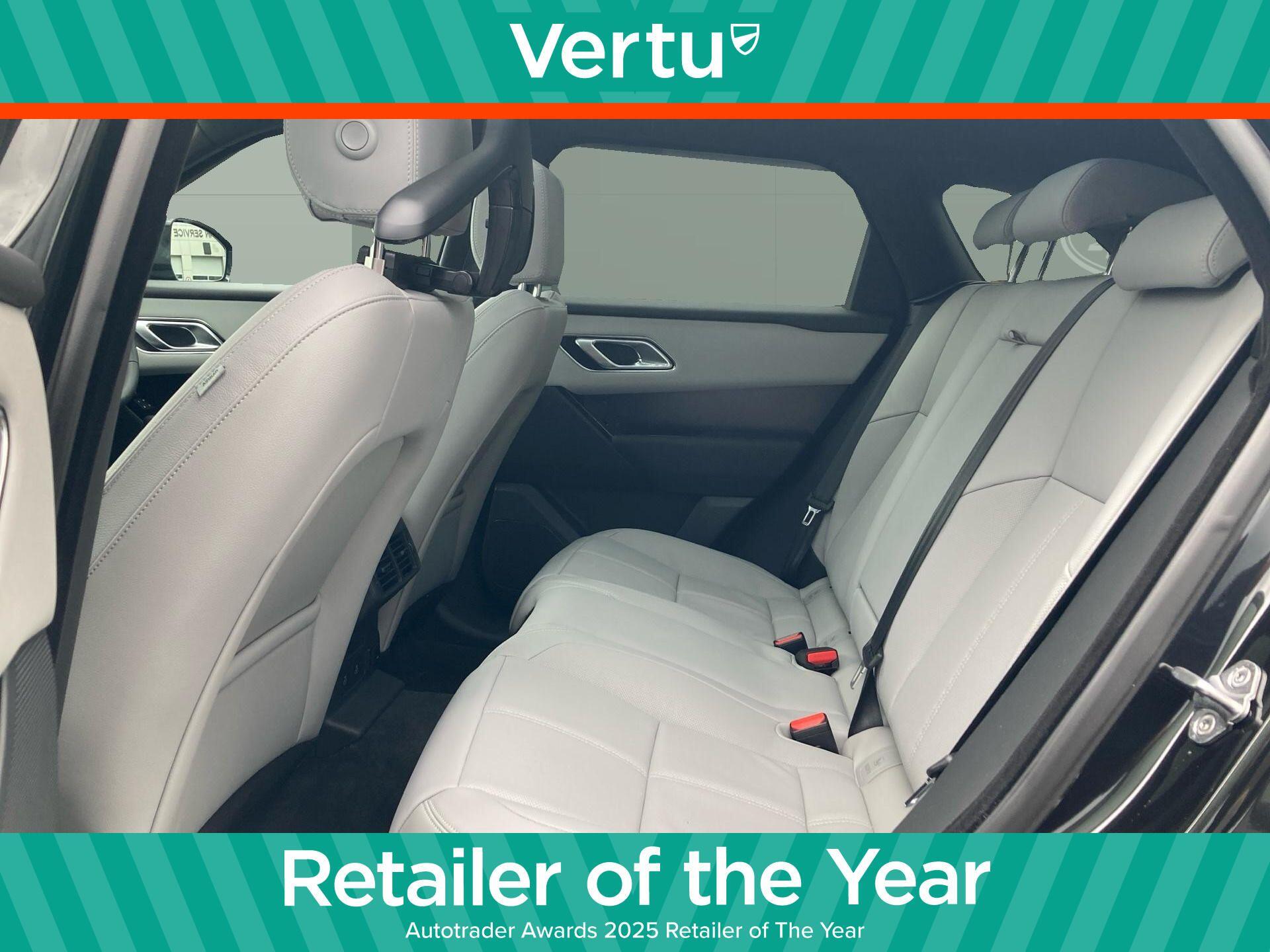 Land Rover Range Rover Velar view 4