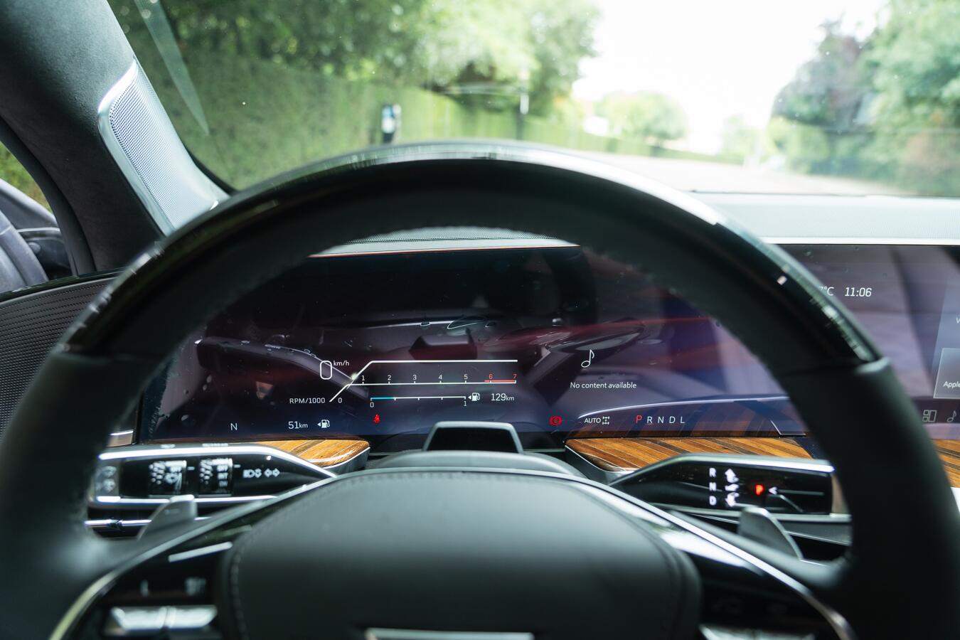 Cadillac Escalade view 36