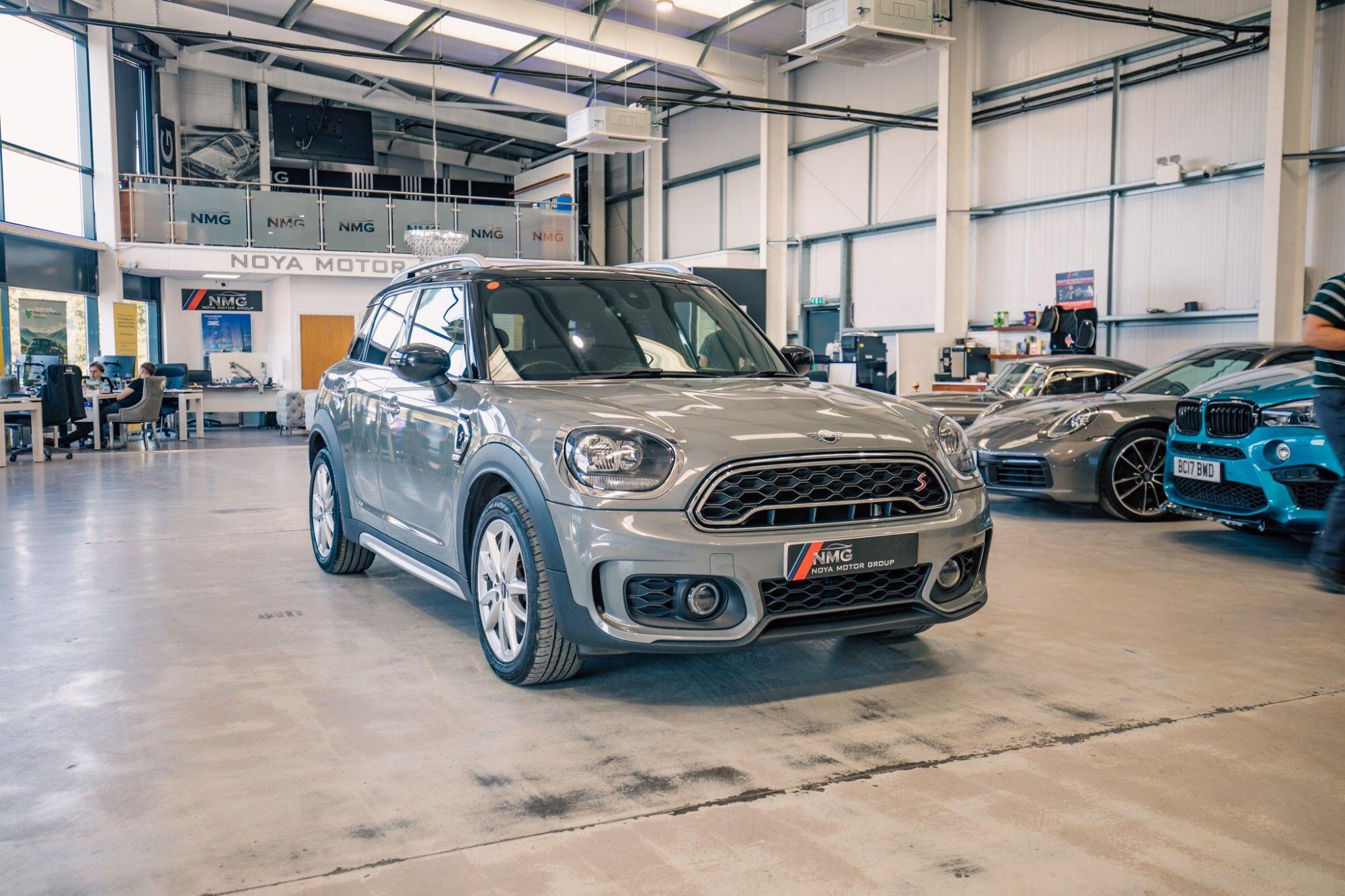 Mini Countryman view 23