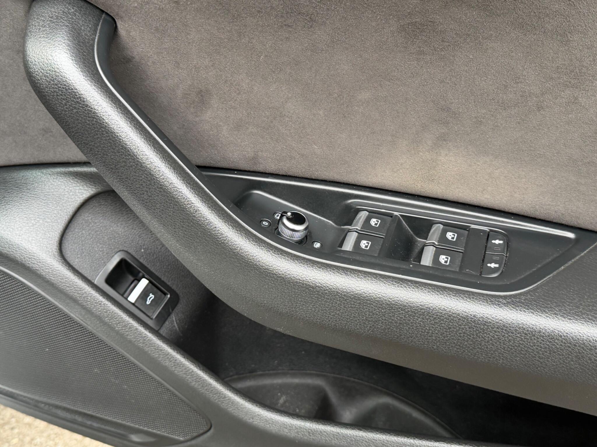 Audi A5 view 38