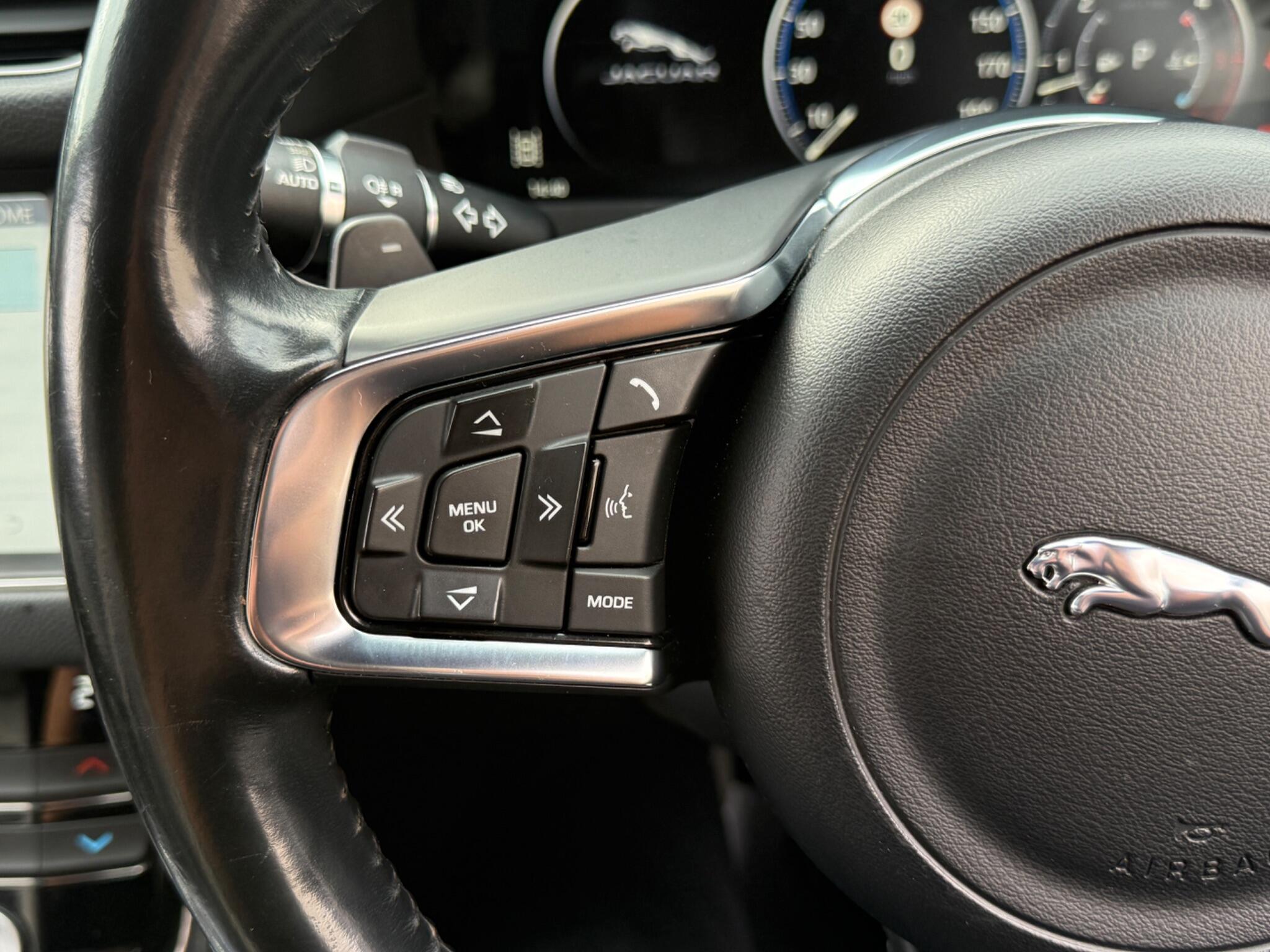 Jaguar XF - Image 61