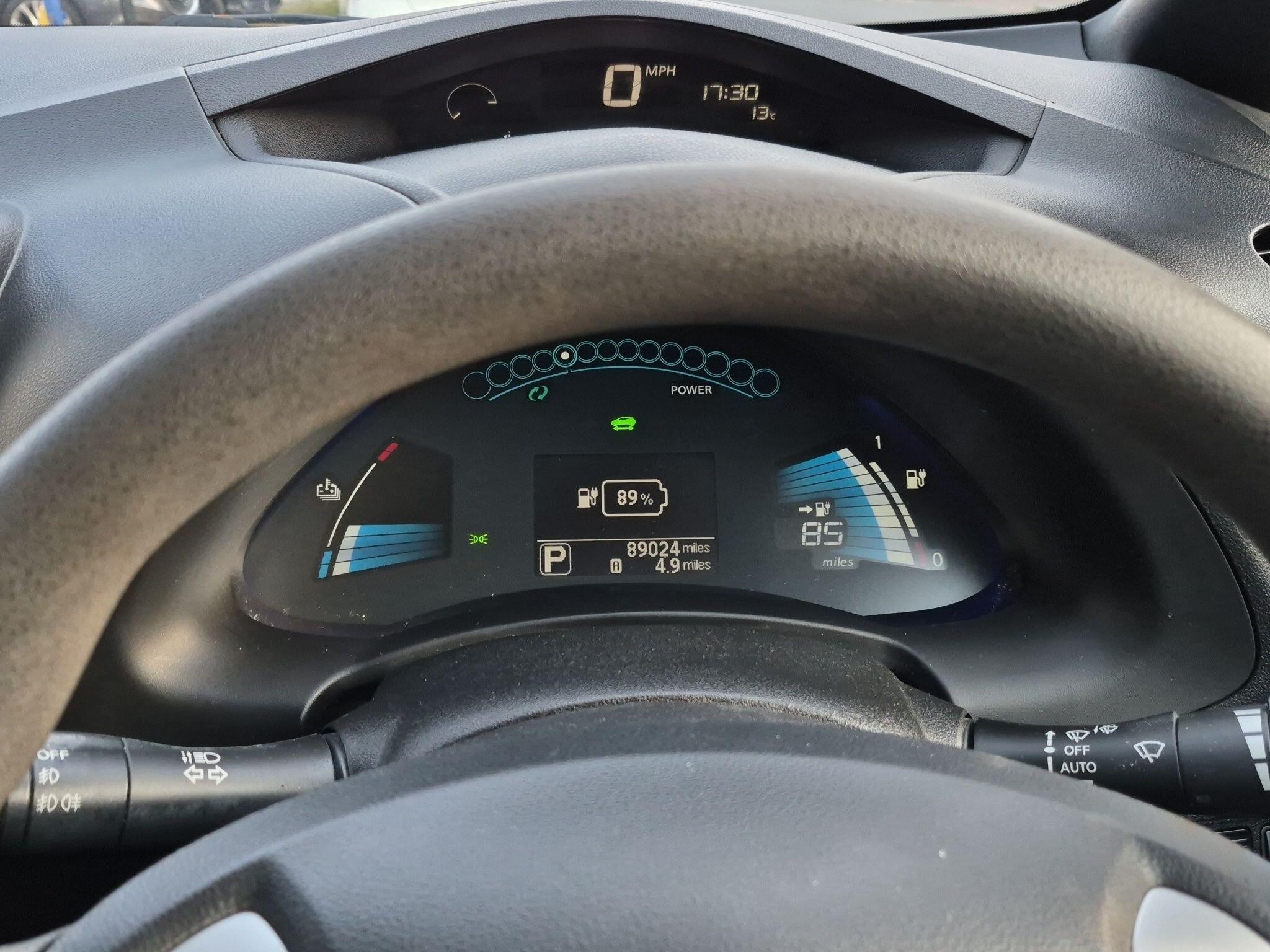 Nissan Leaf 49