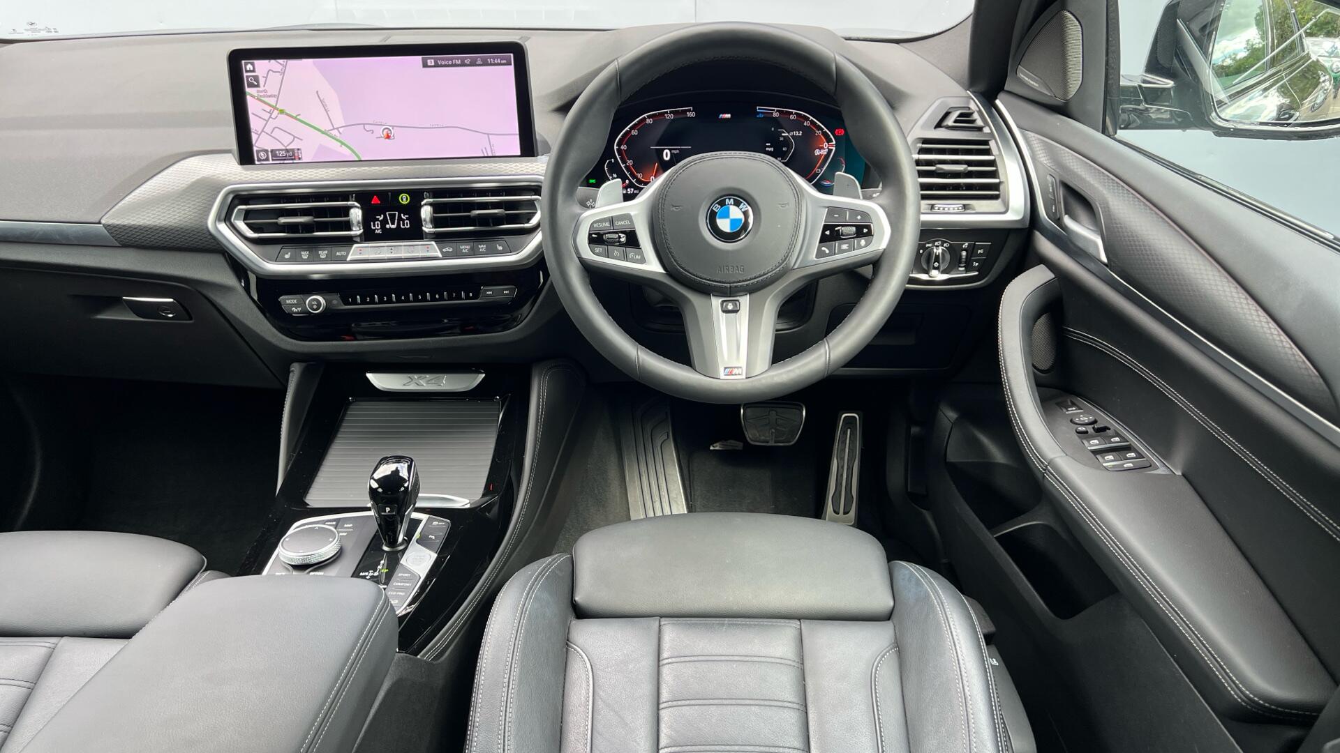 BMW X4 view 5