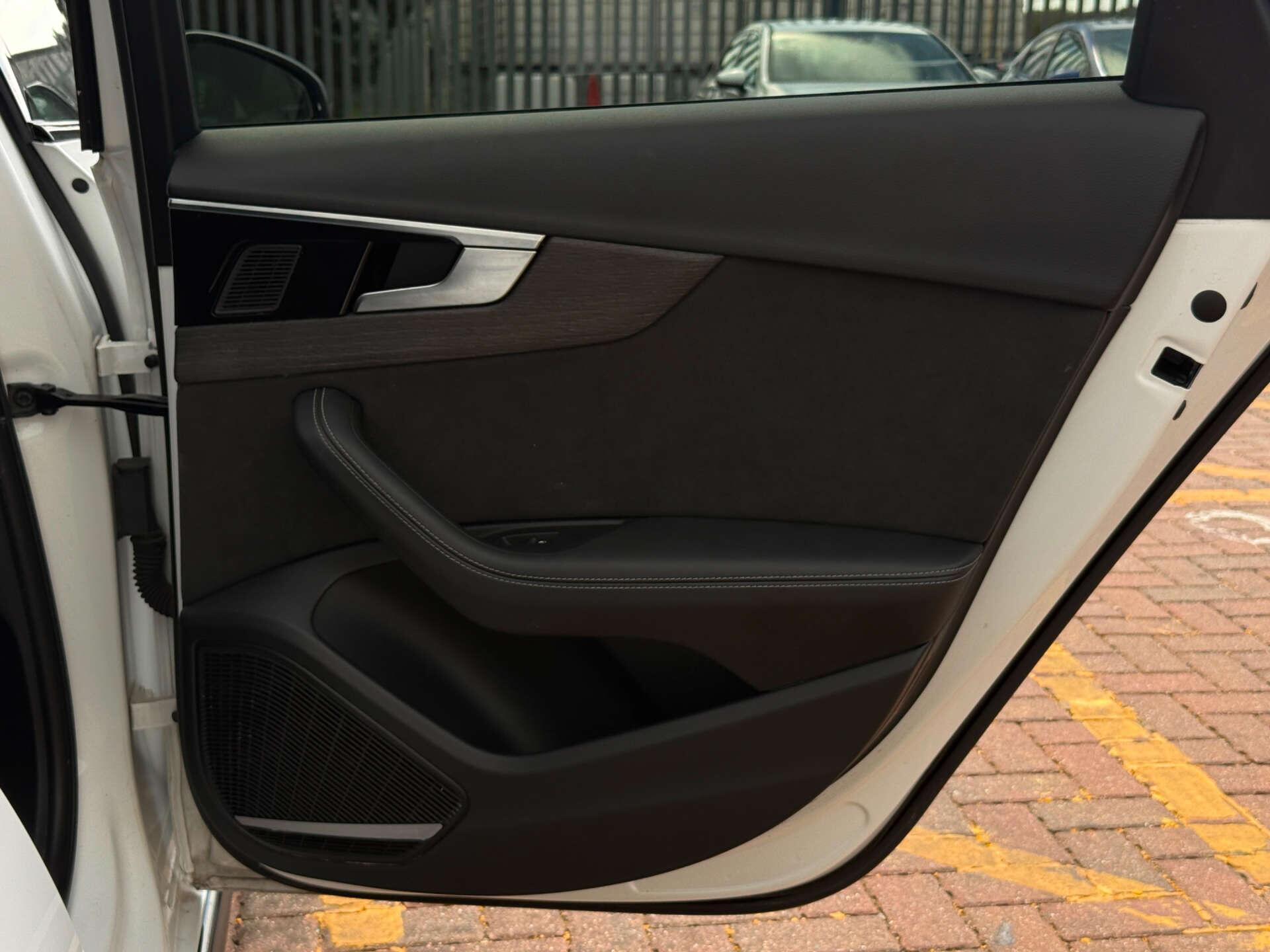 Audi A4 view 31