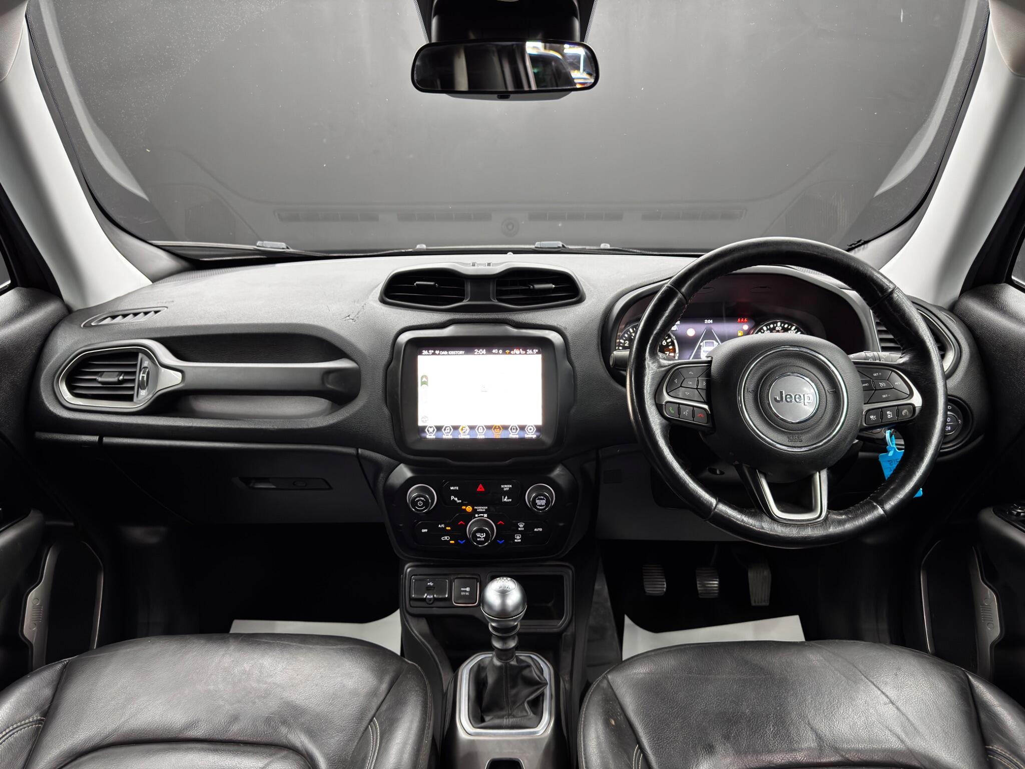 Jeep Renegade view 10