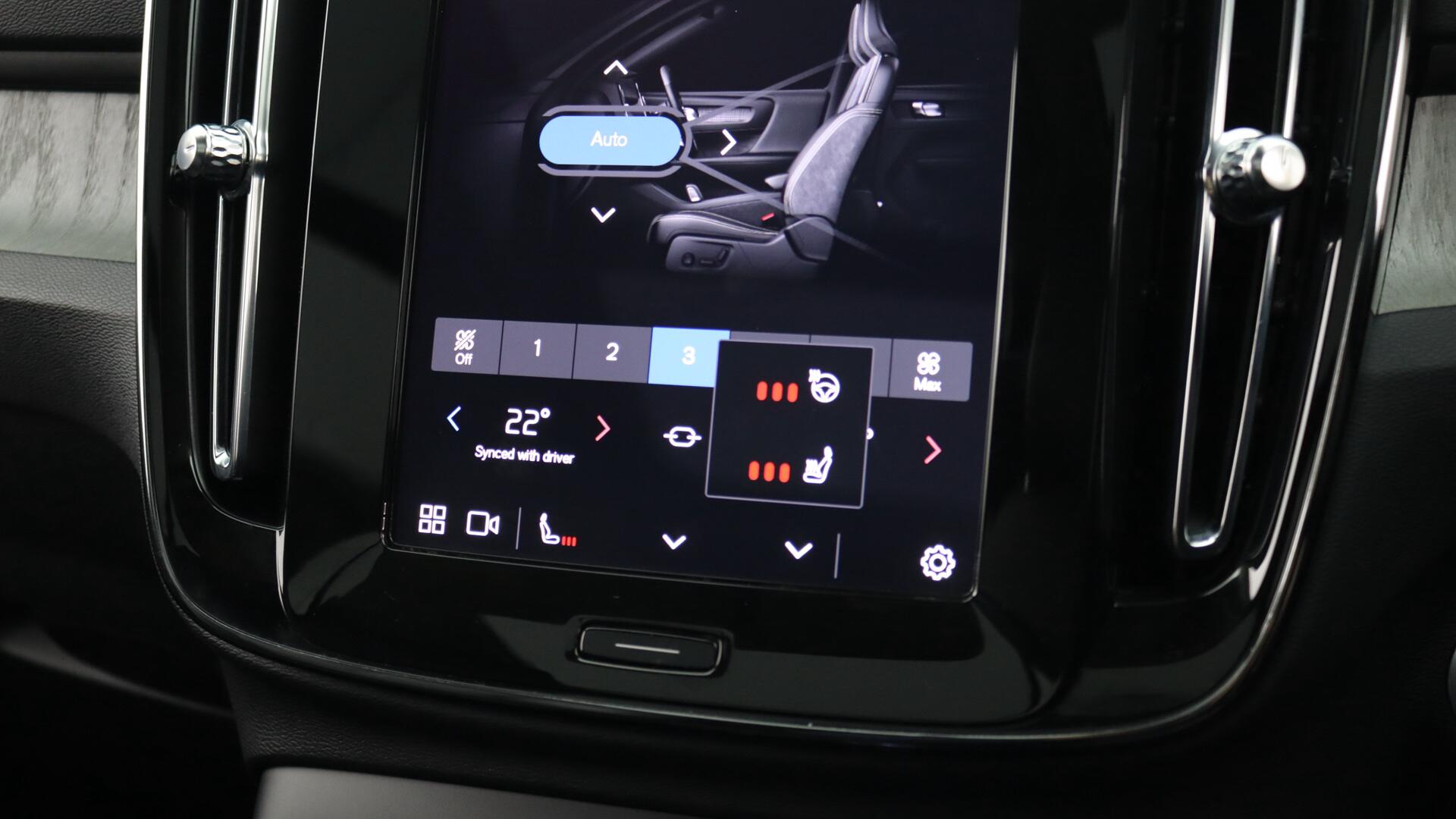 Volvo XC40 view 38