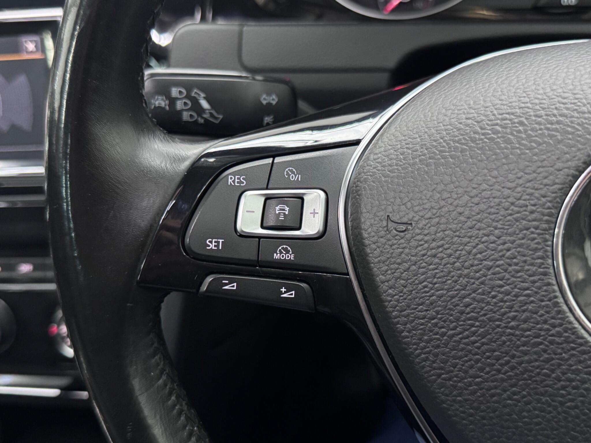 Volkswagen Golf view 39