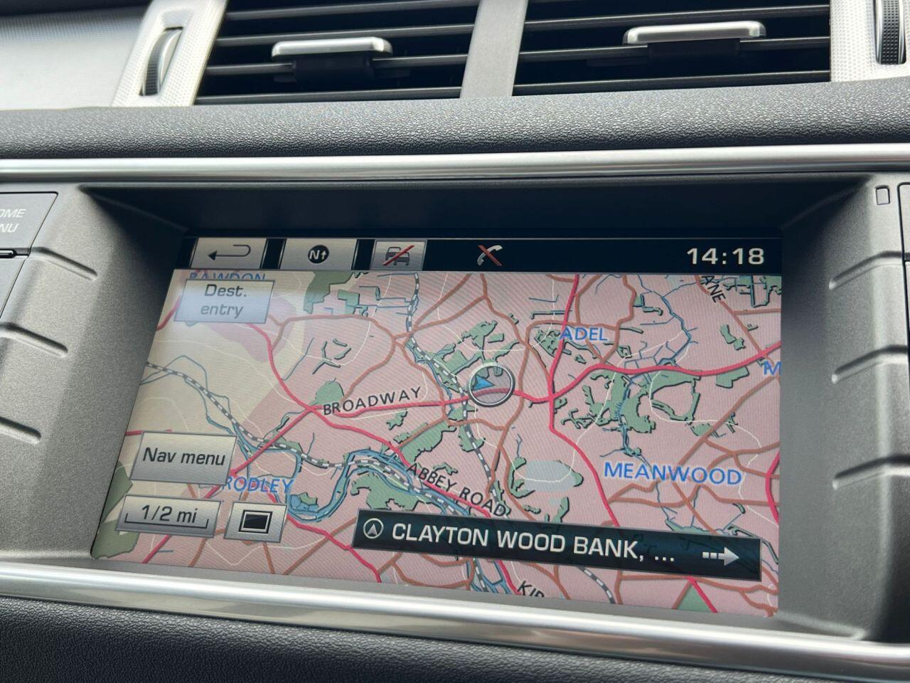 Land Rover Range Rover Evoque view 23