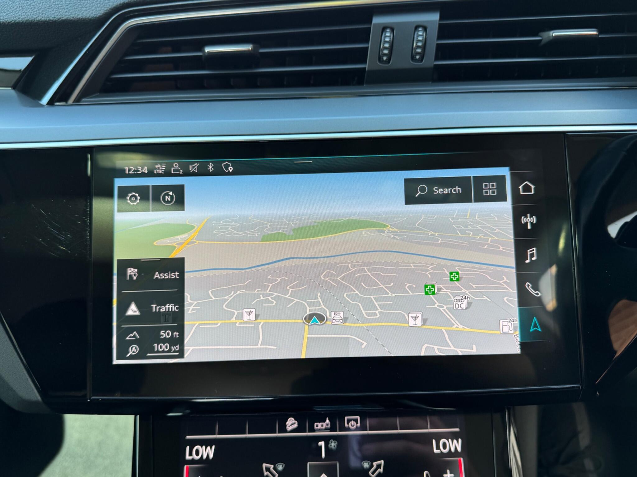 Audi E-Tron view 33