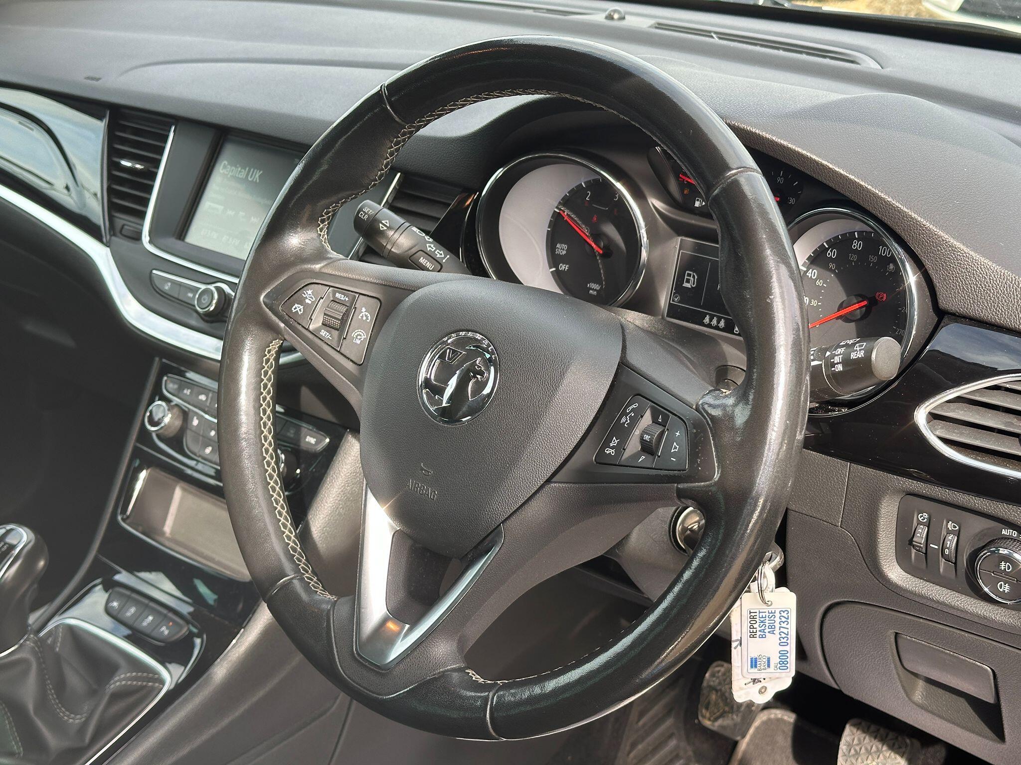 Vauxhall Astra view 8