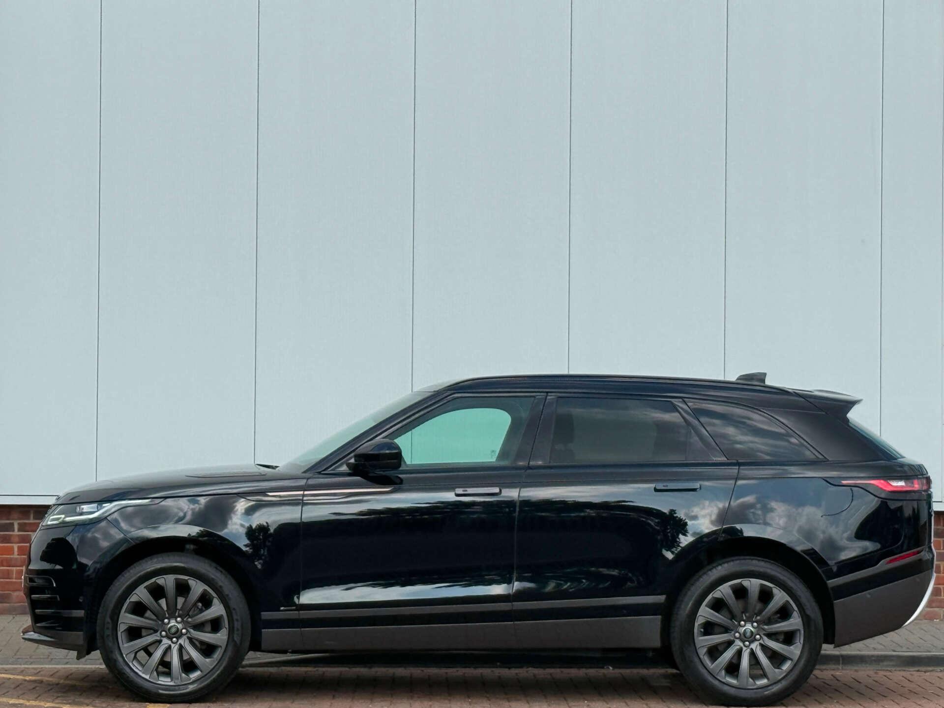 Land Rover Range Rover Velar view 9