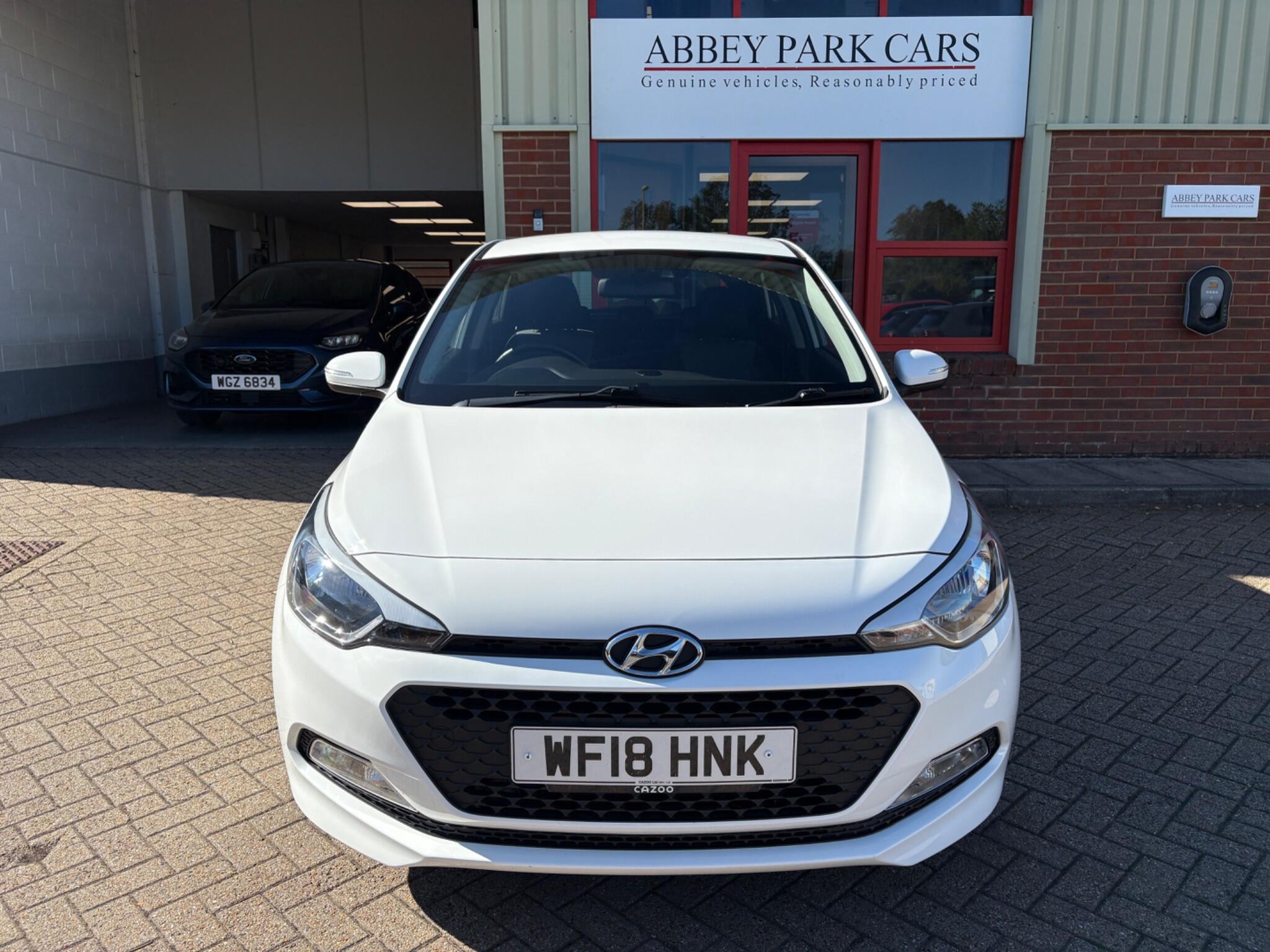 Hyundai i20 view 8