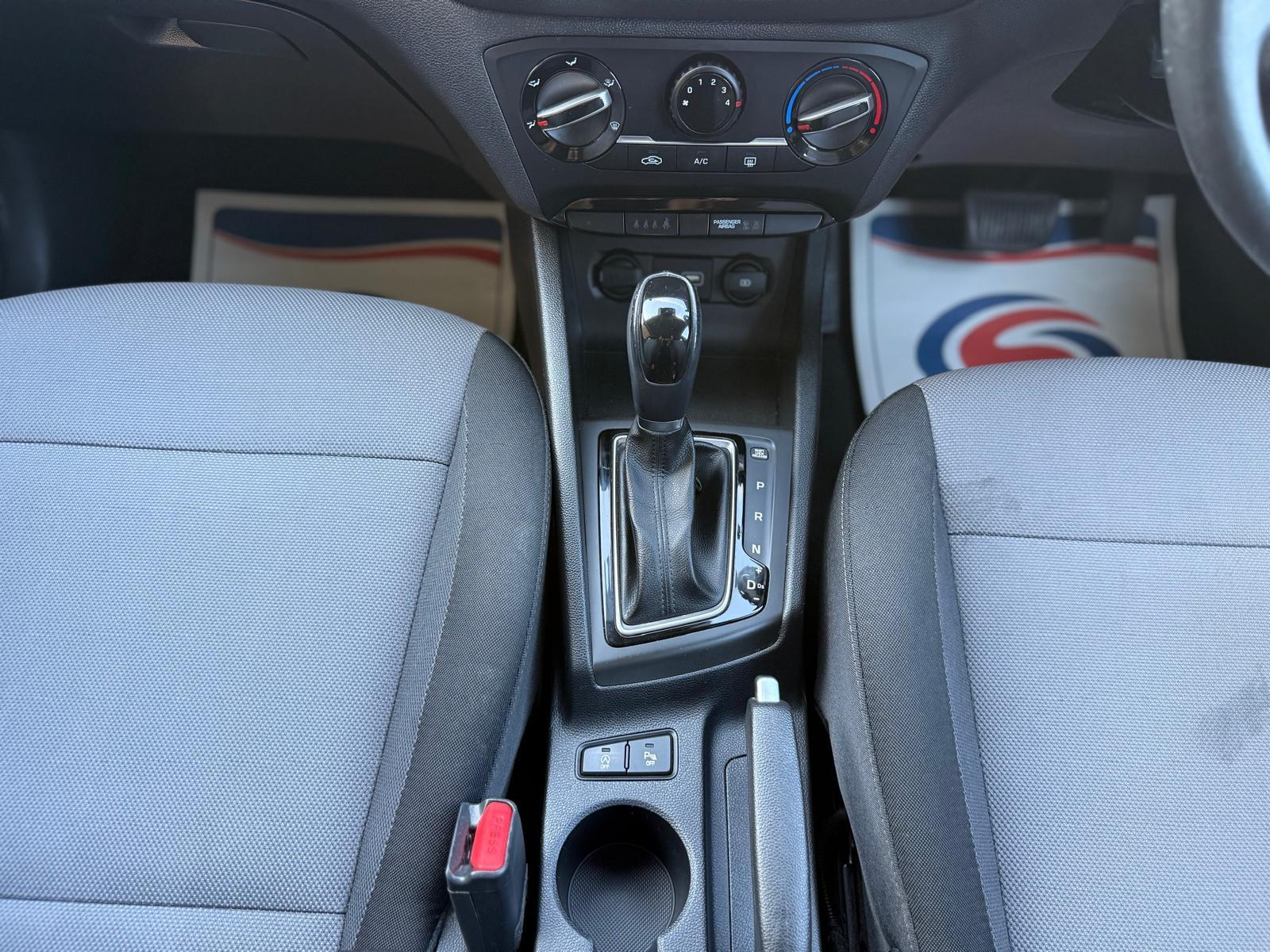 Hyundai I20 view 18