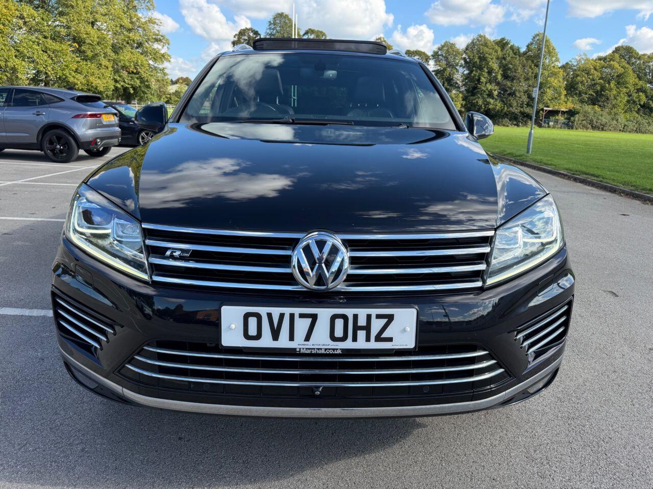 Volkswagen Touareg view 19