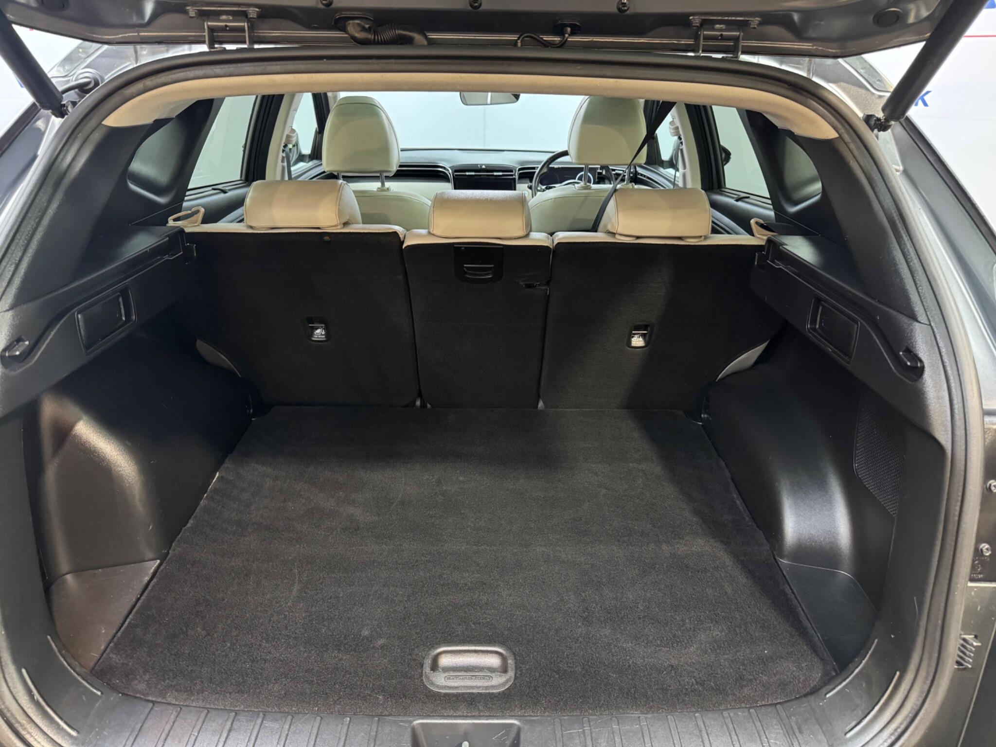 Hyundai Tucson view 16