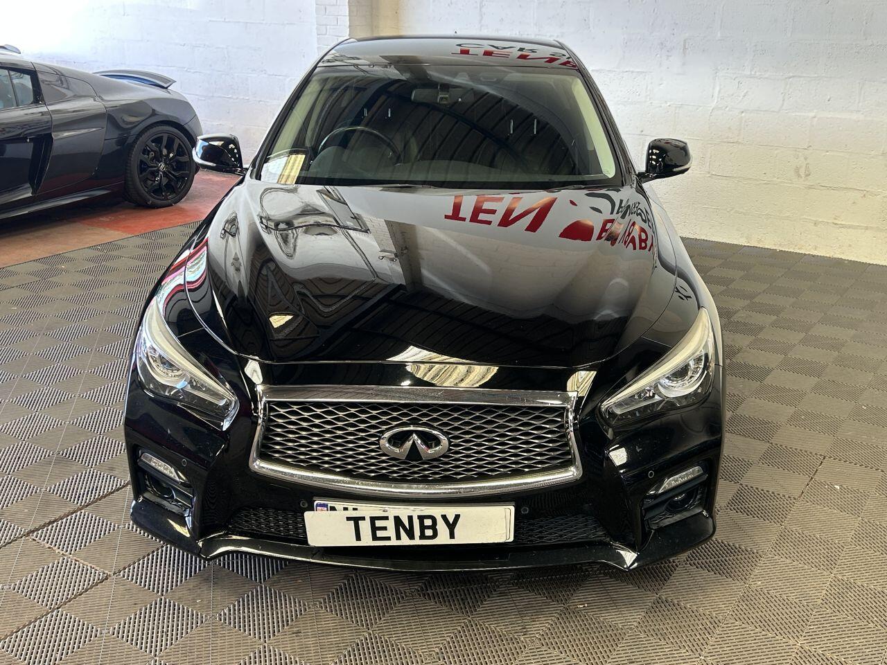 Infiniti Q50 view 4