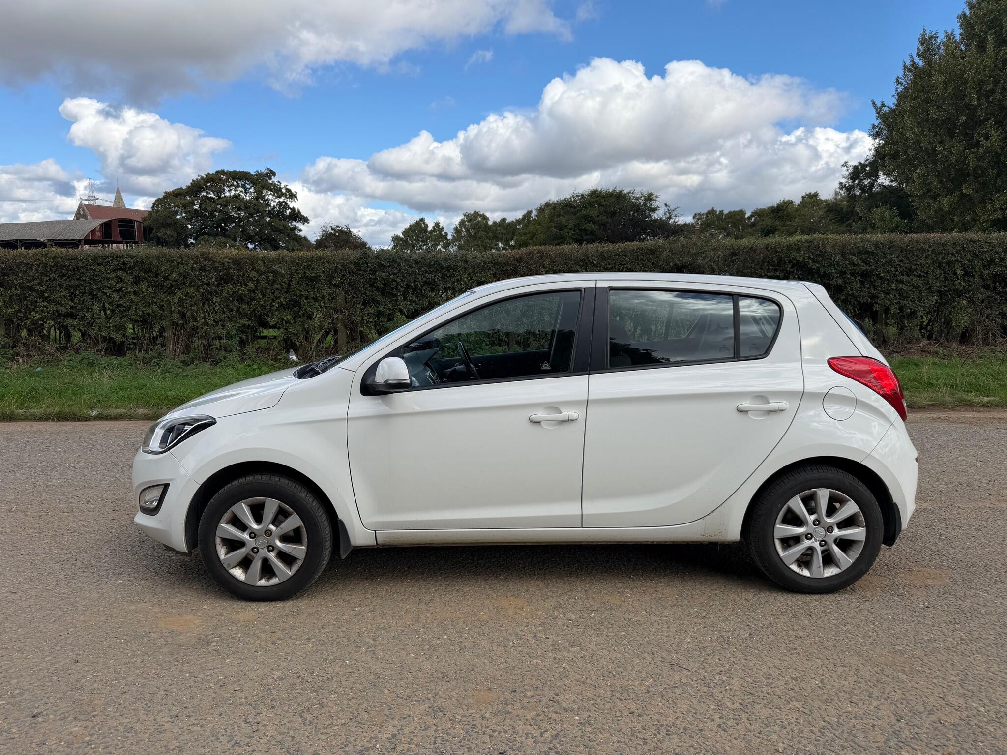 Hyundai I20 view 38