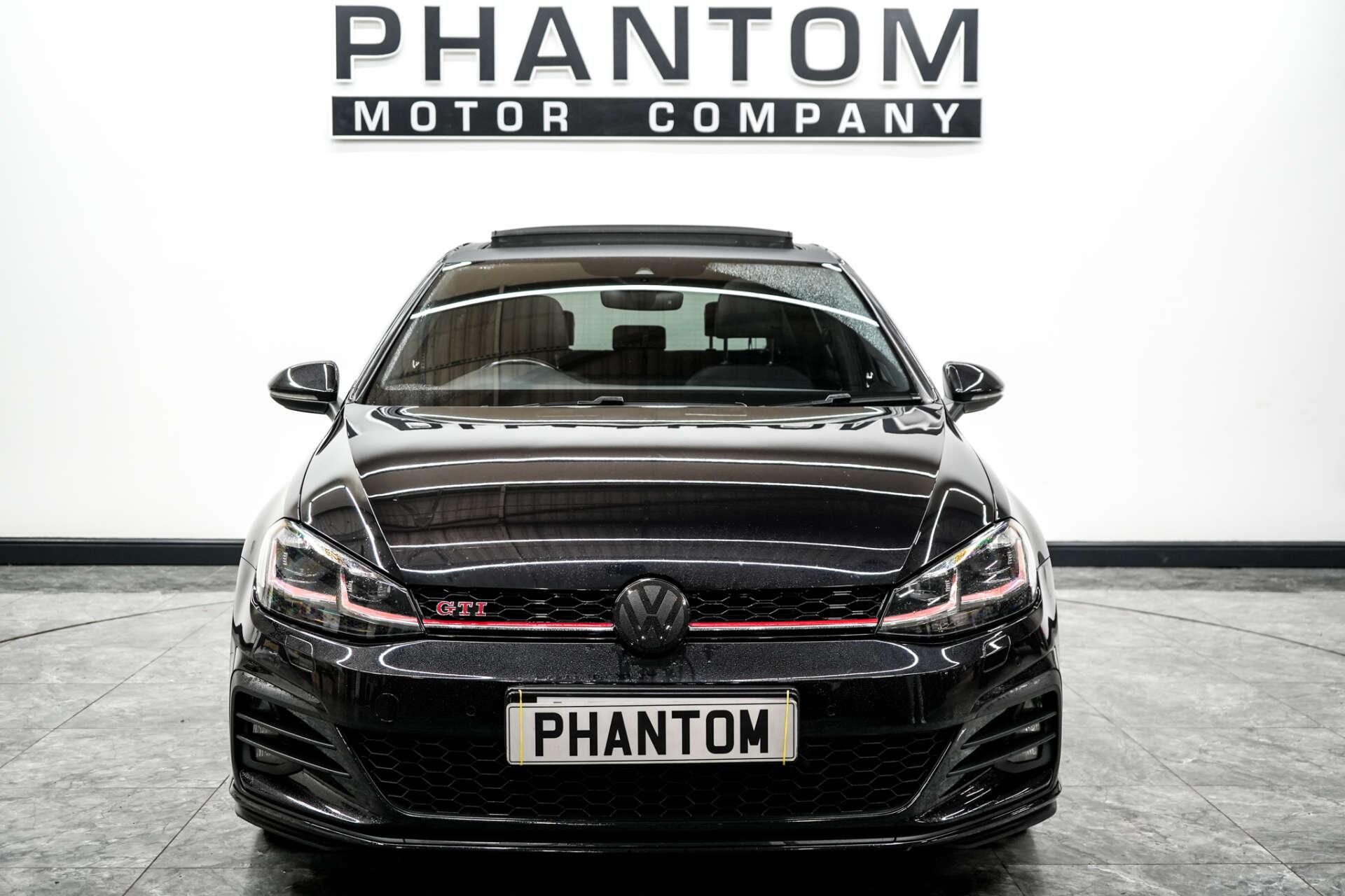 Volkswagen Golf view 2