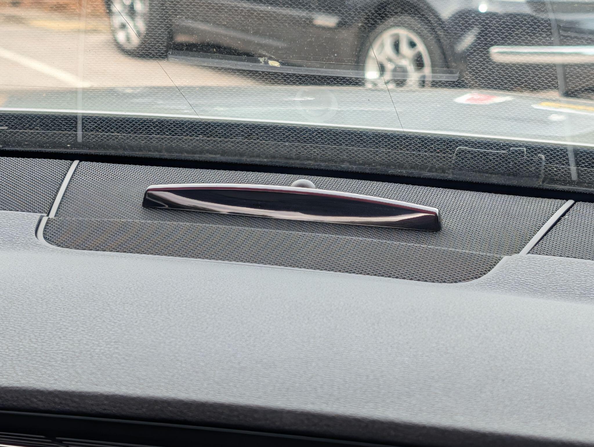 Mercedes-Benz E-Class view 53