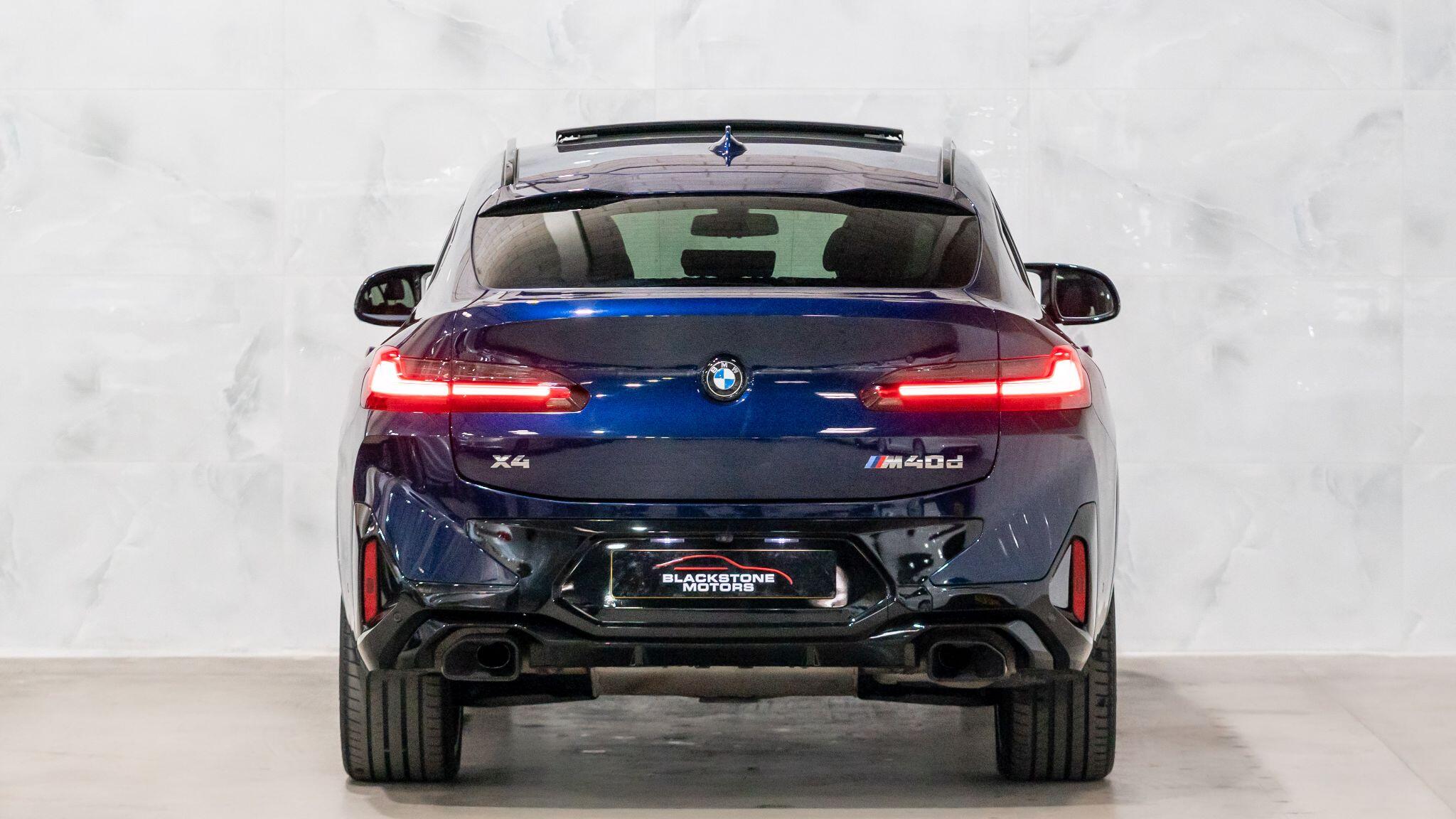 BMW X4 view 6
