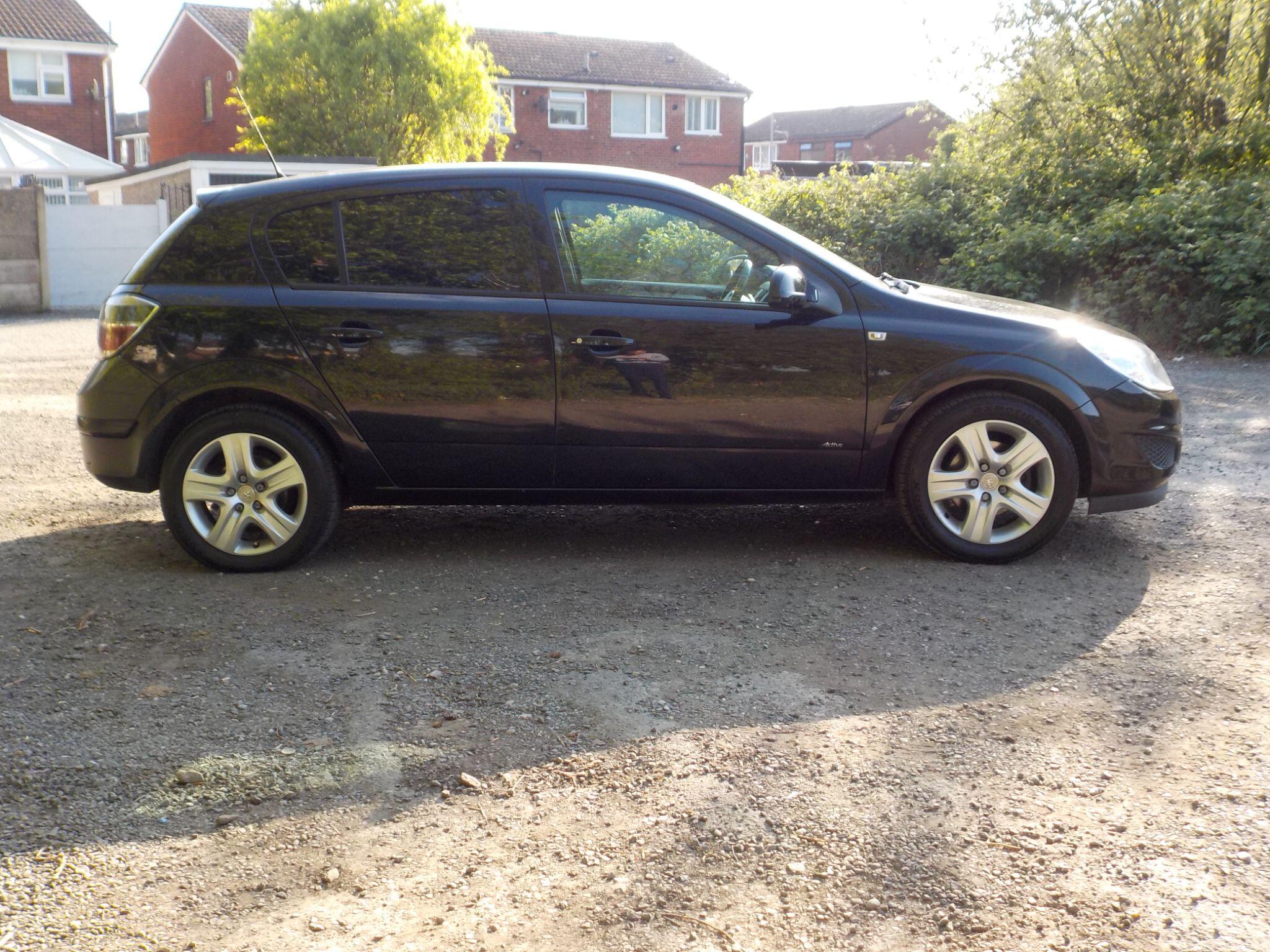 Vauxhall Astra 1.4i 16v Active 5dr