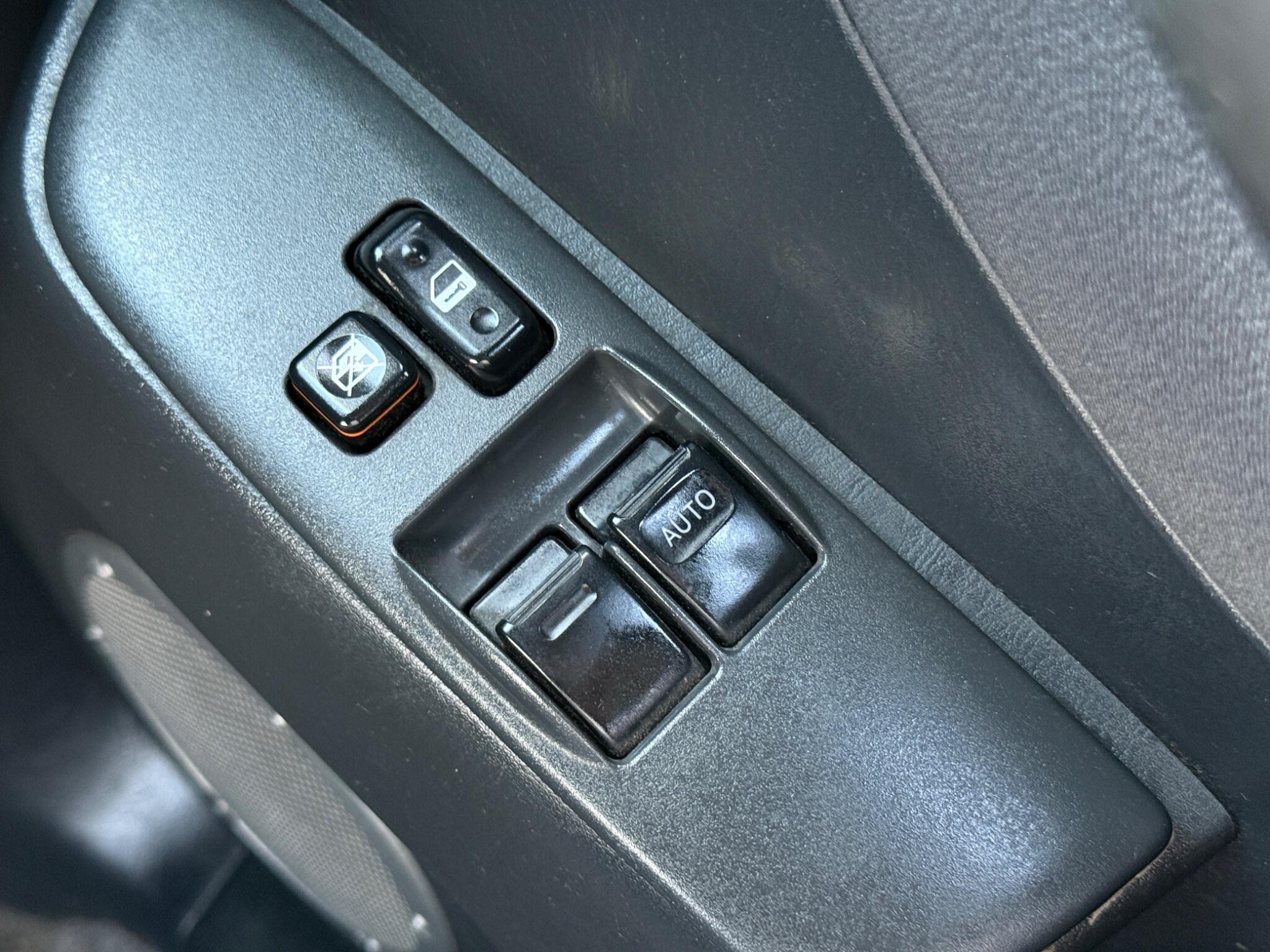 Toyota RAV4 - Image 31