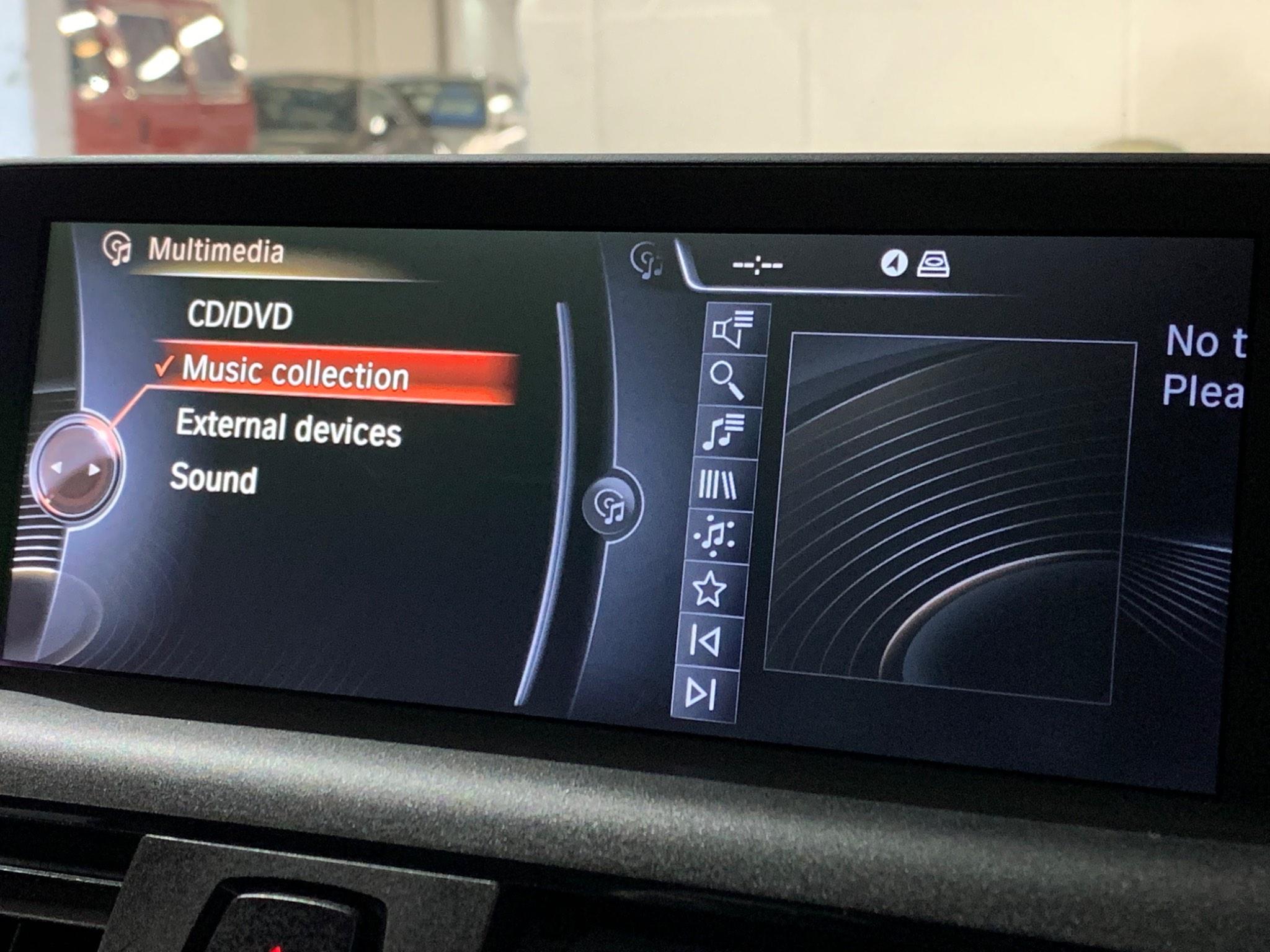BMW 1 Series view 23