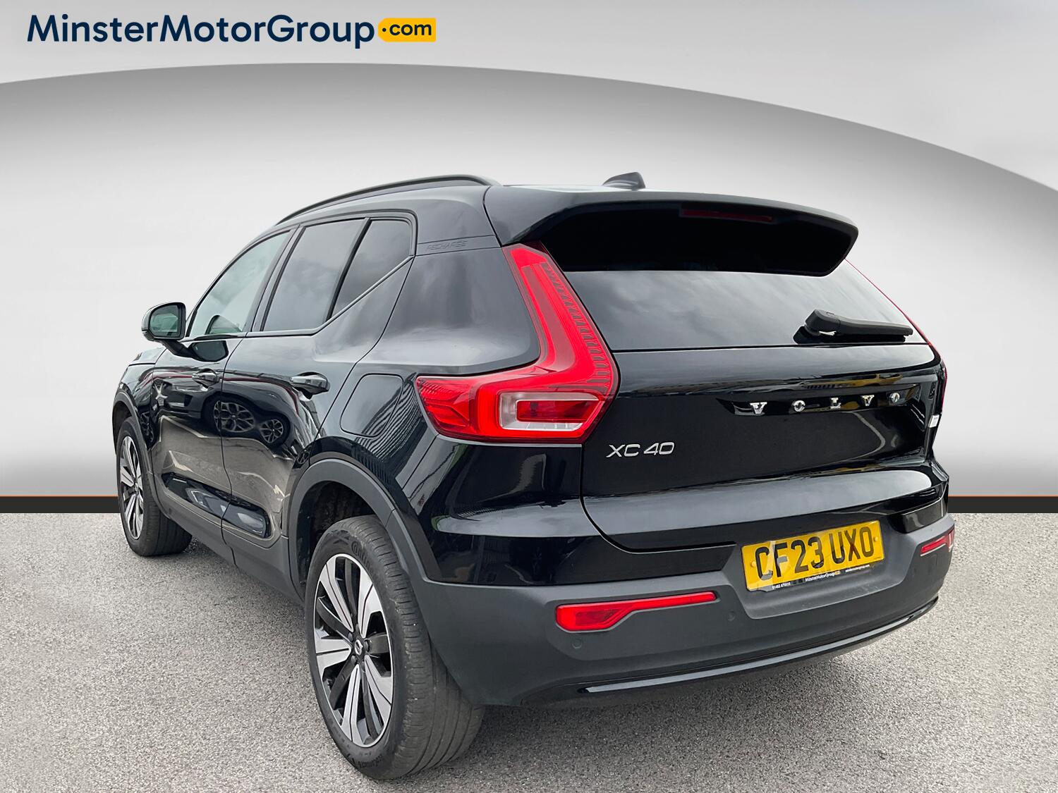 Volvo XC40 view 4