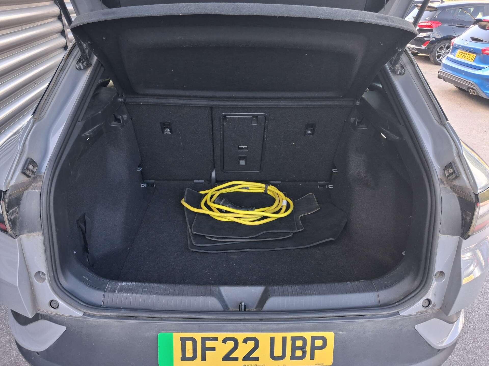 Volkswagen Id.4 view 29