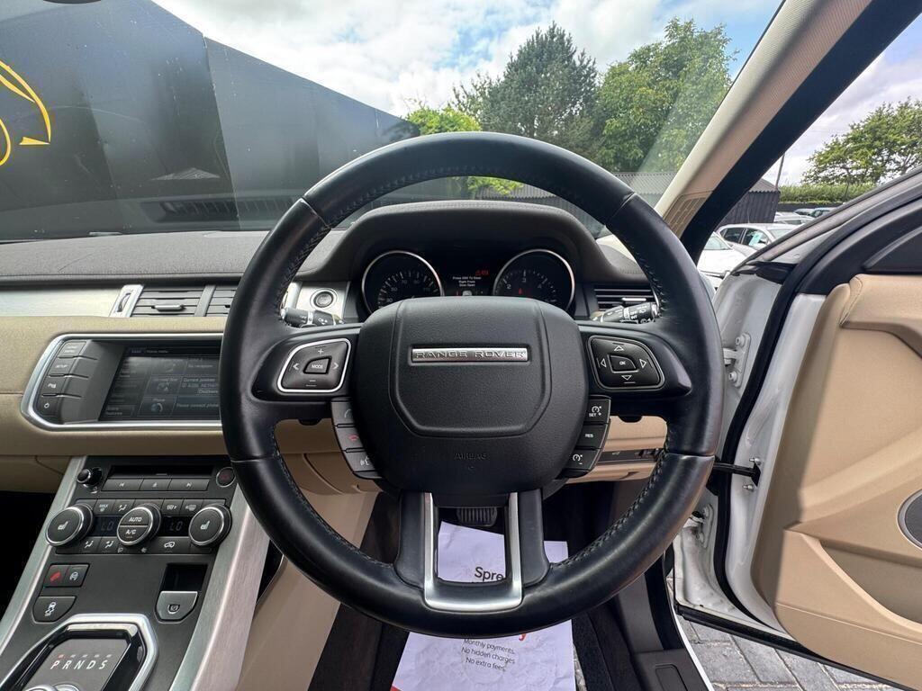 Land Rover Range Rover Evoque view 21