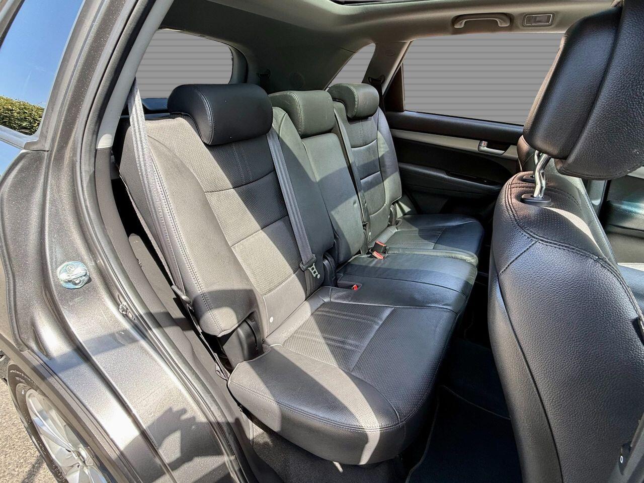 Kia Sorento view 38