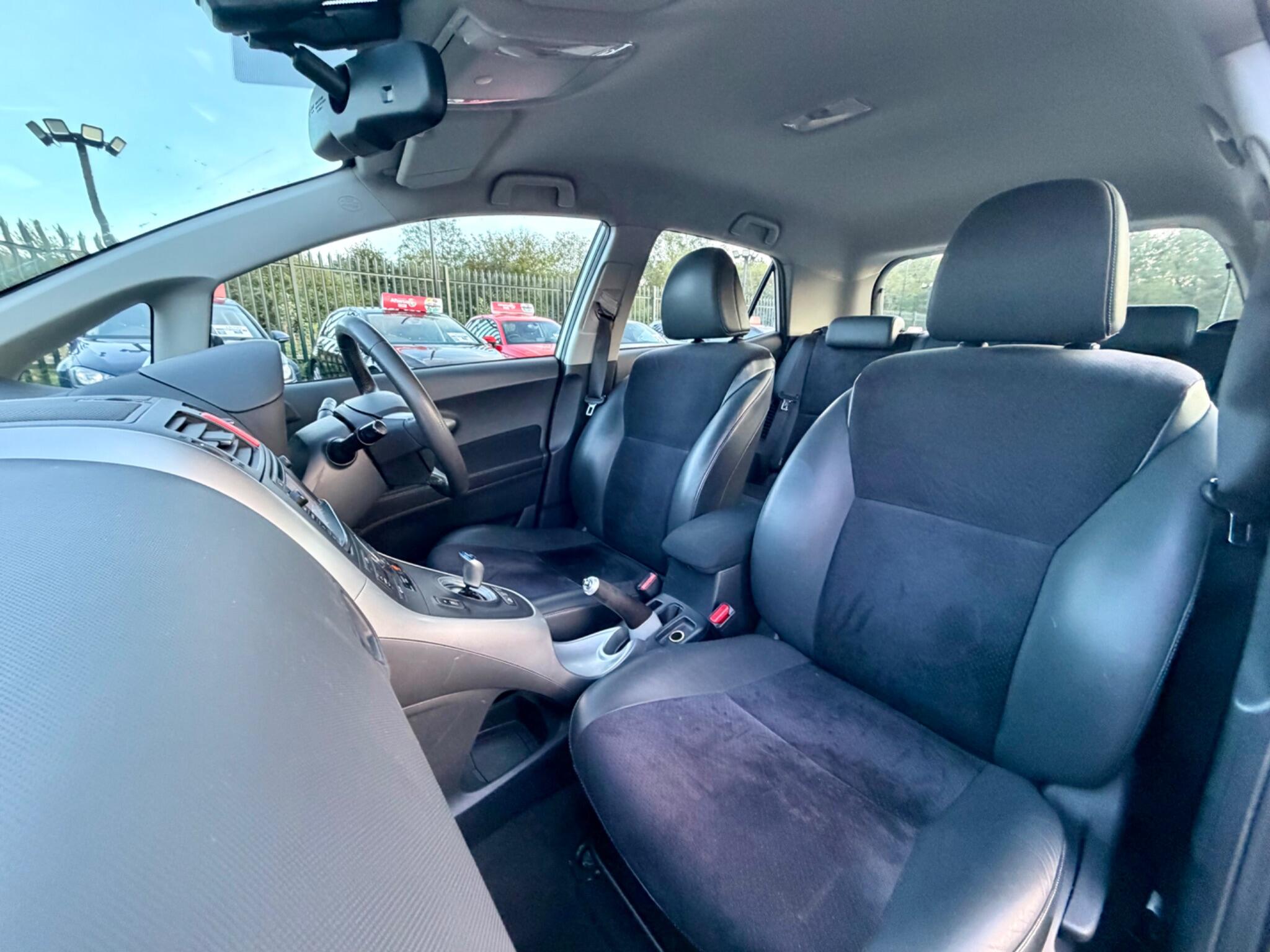 Toyota Auris view 59