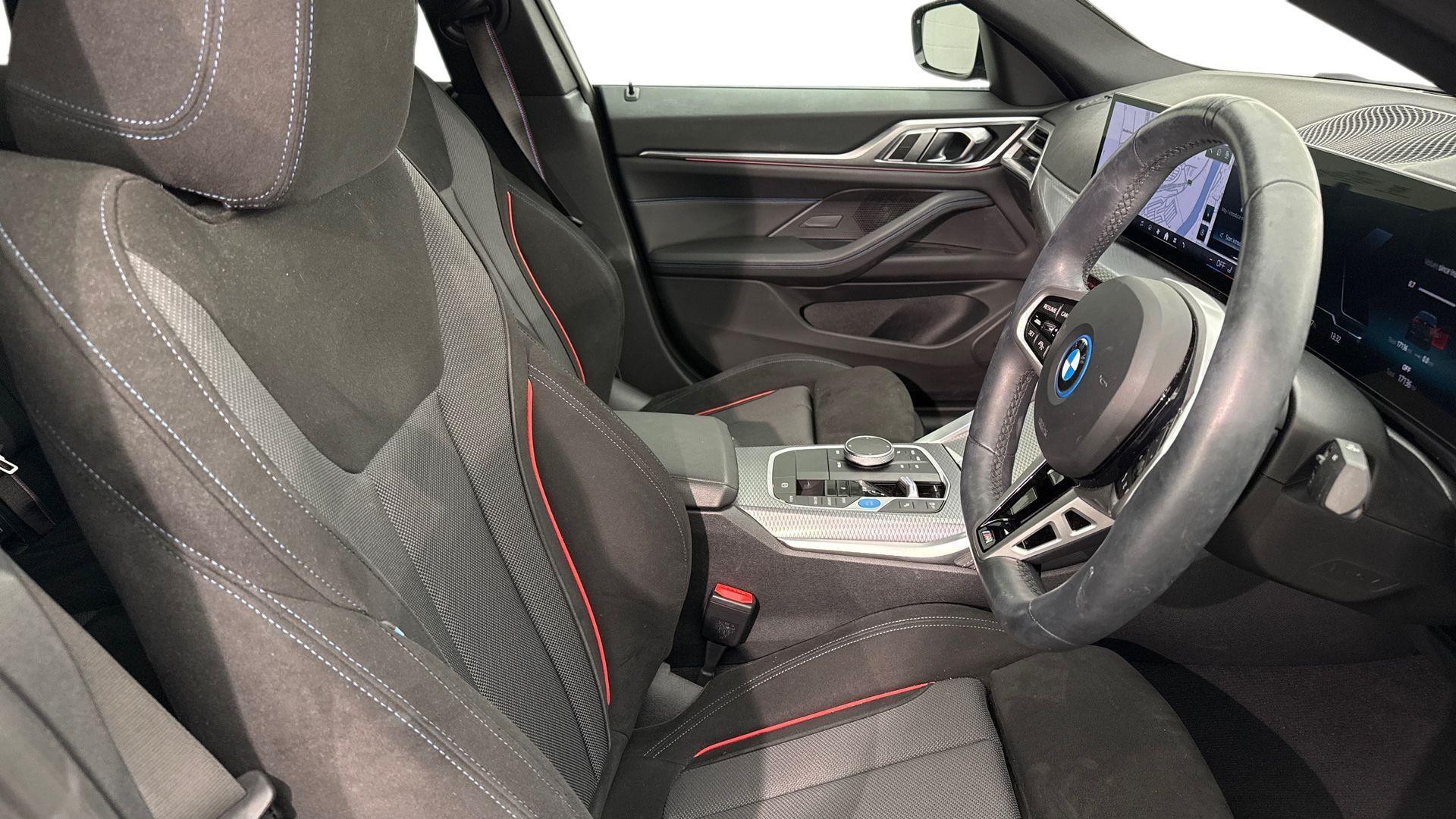 BMW I4 view 11