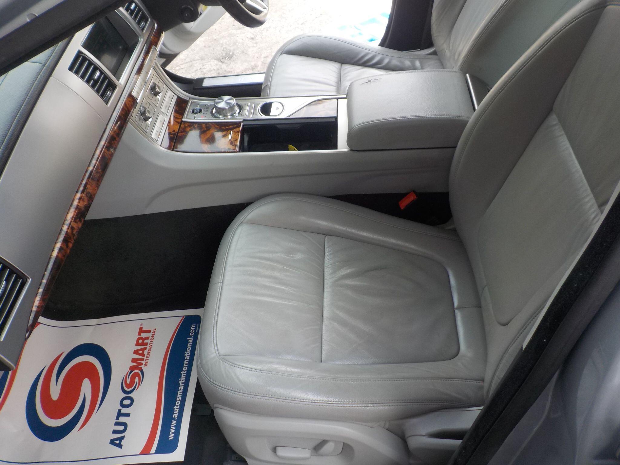 Jaguar XF 3.0d V6 Luxury Auto Euro 5 4dr