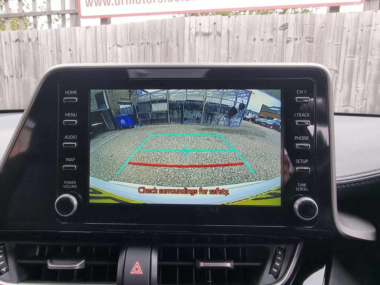 Toyota C-HR view 7