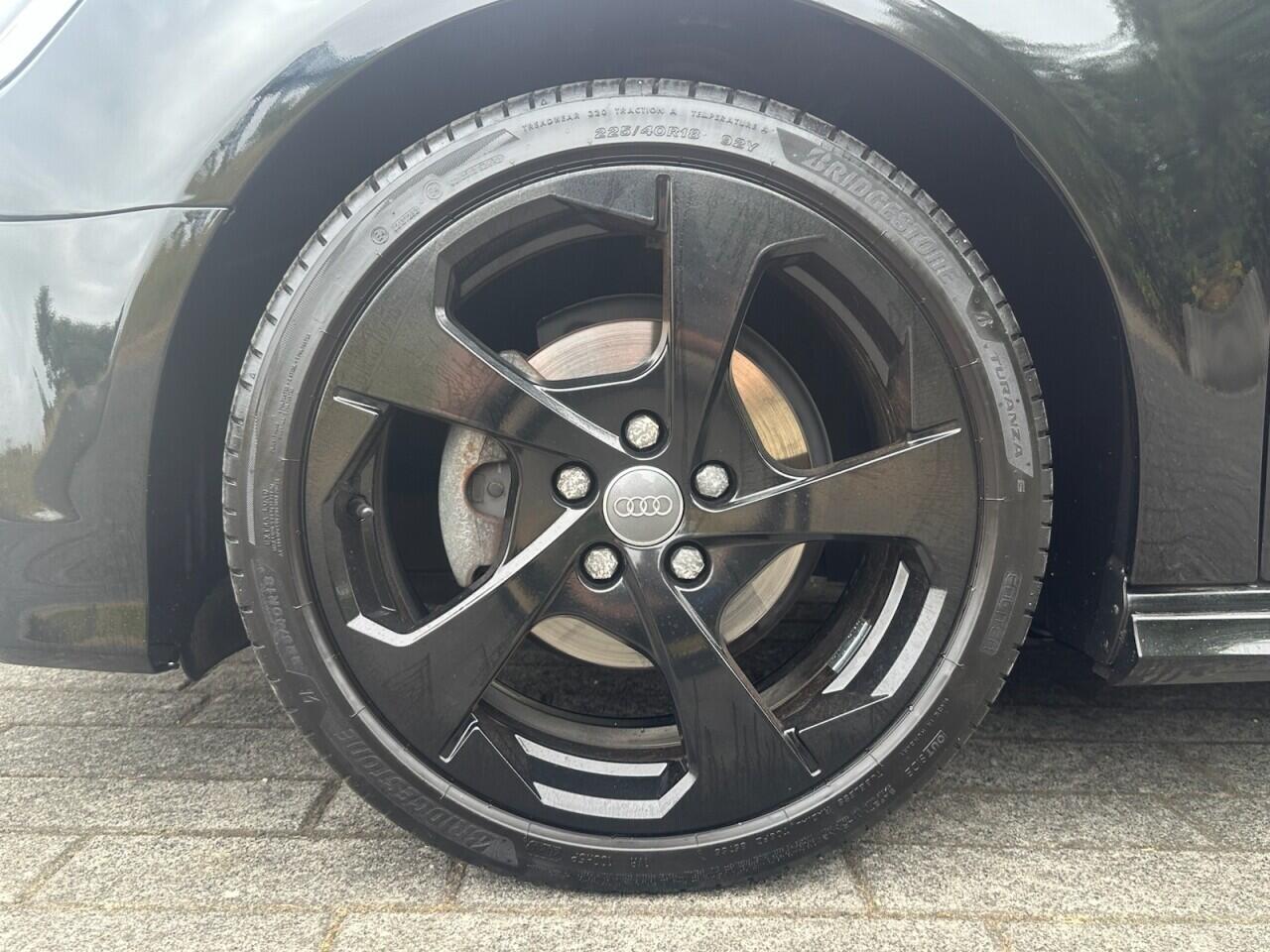 Audi A3 view 3