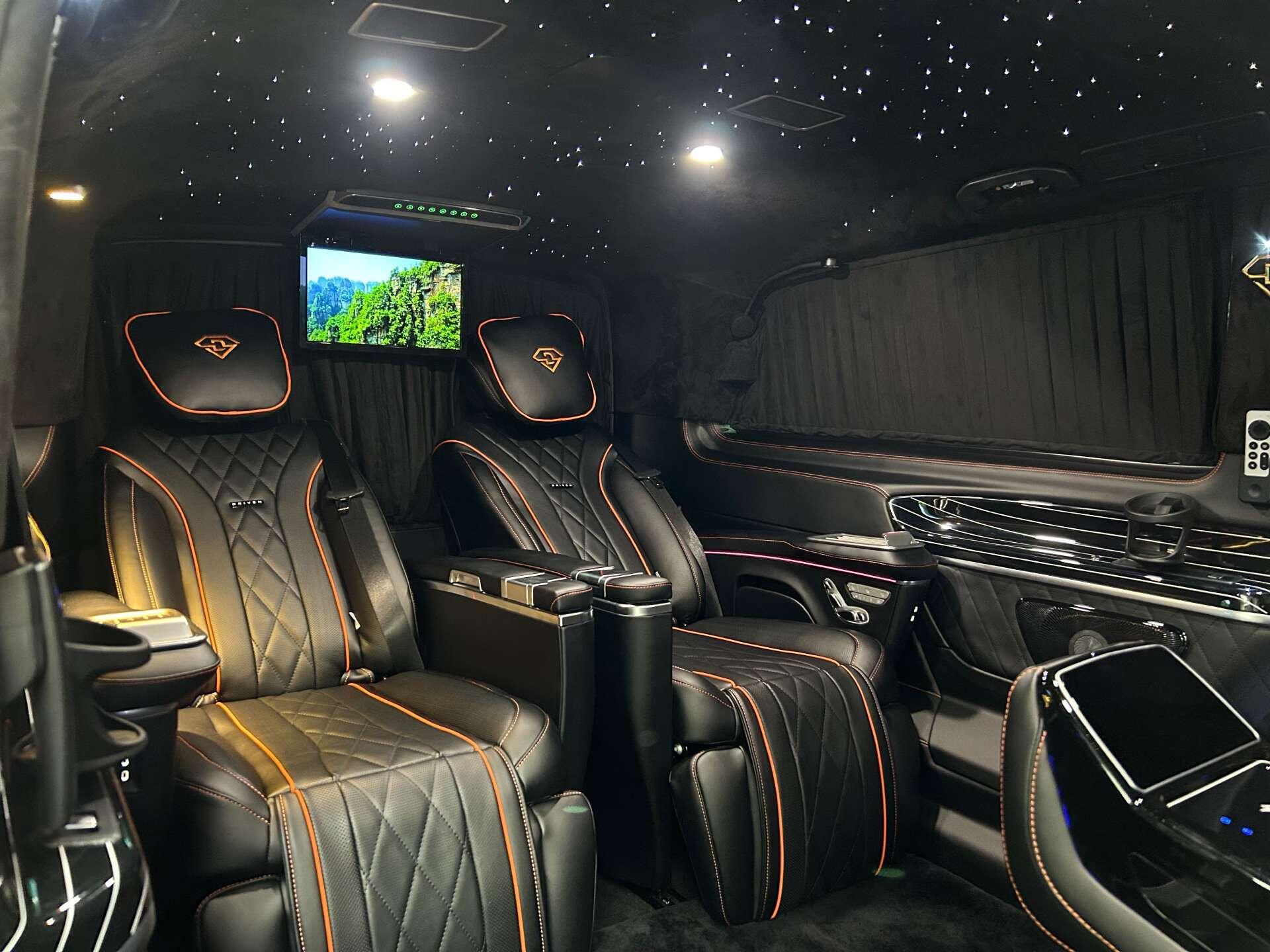 Mercedes-Benz V Class view 2