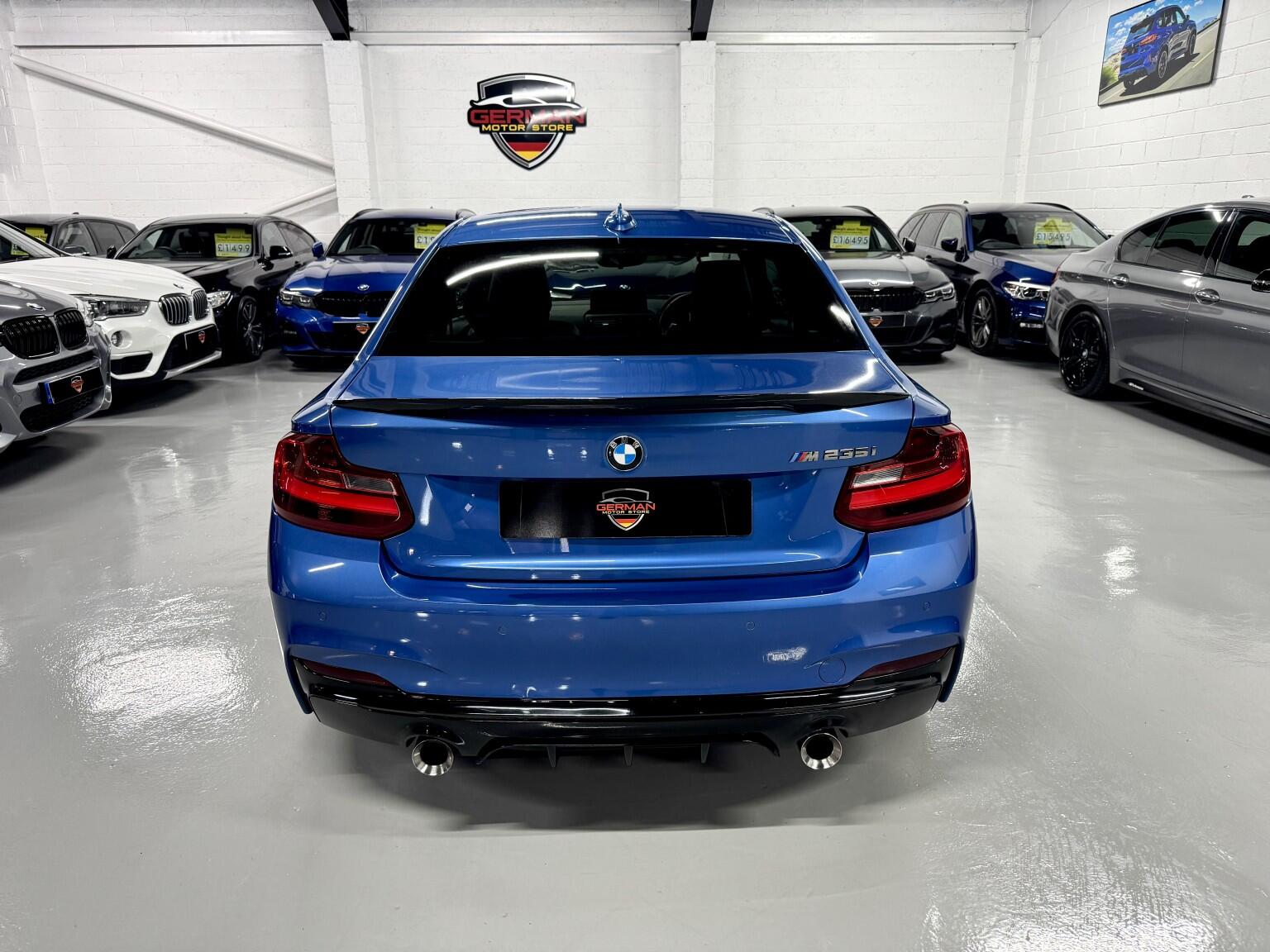 BMW 2 Series view 10