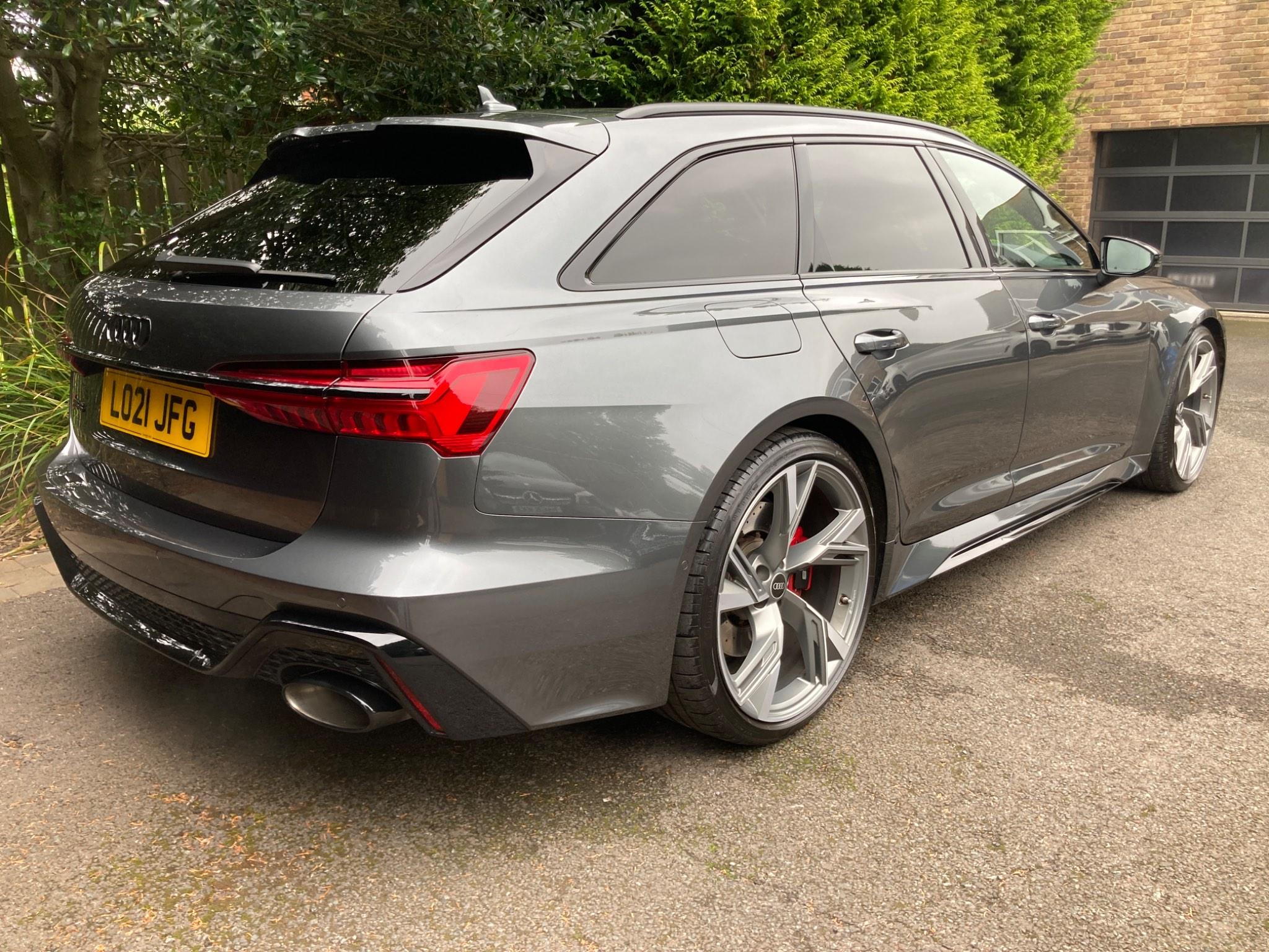 Audi RS6 view 16
