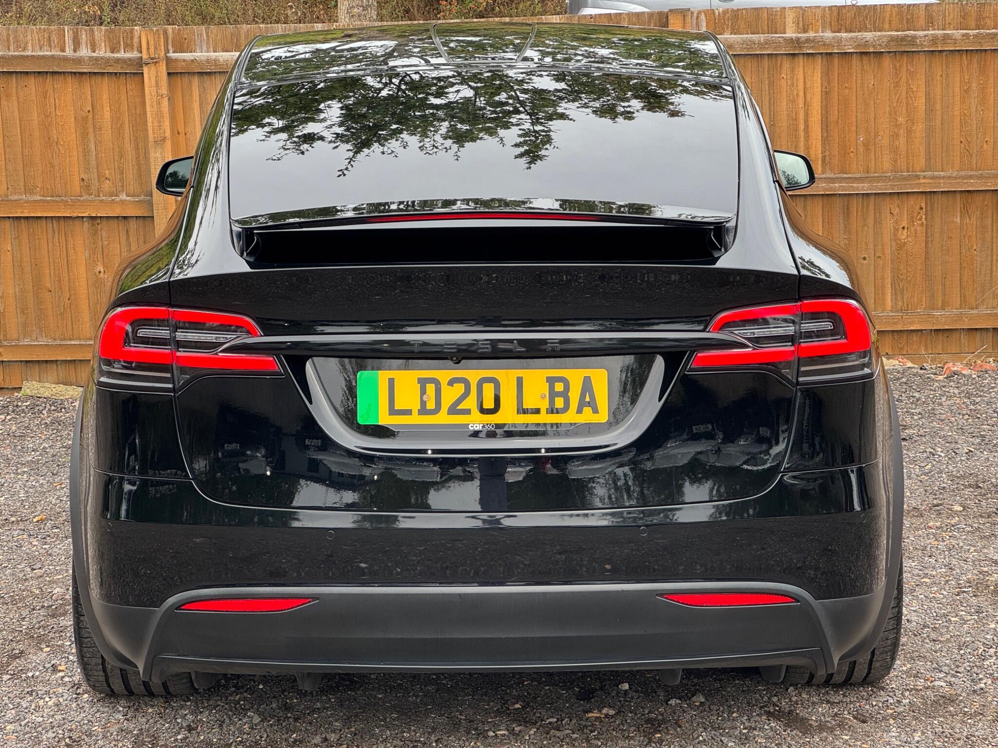 Tesla Model X view 14