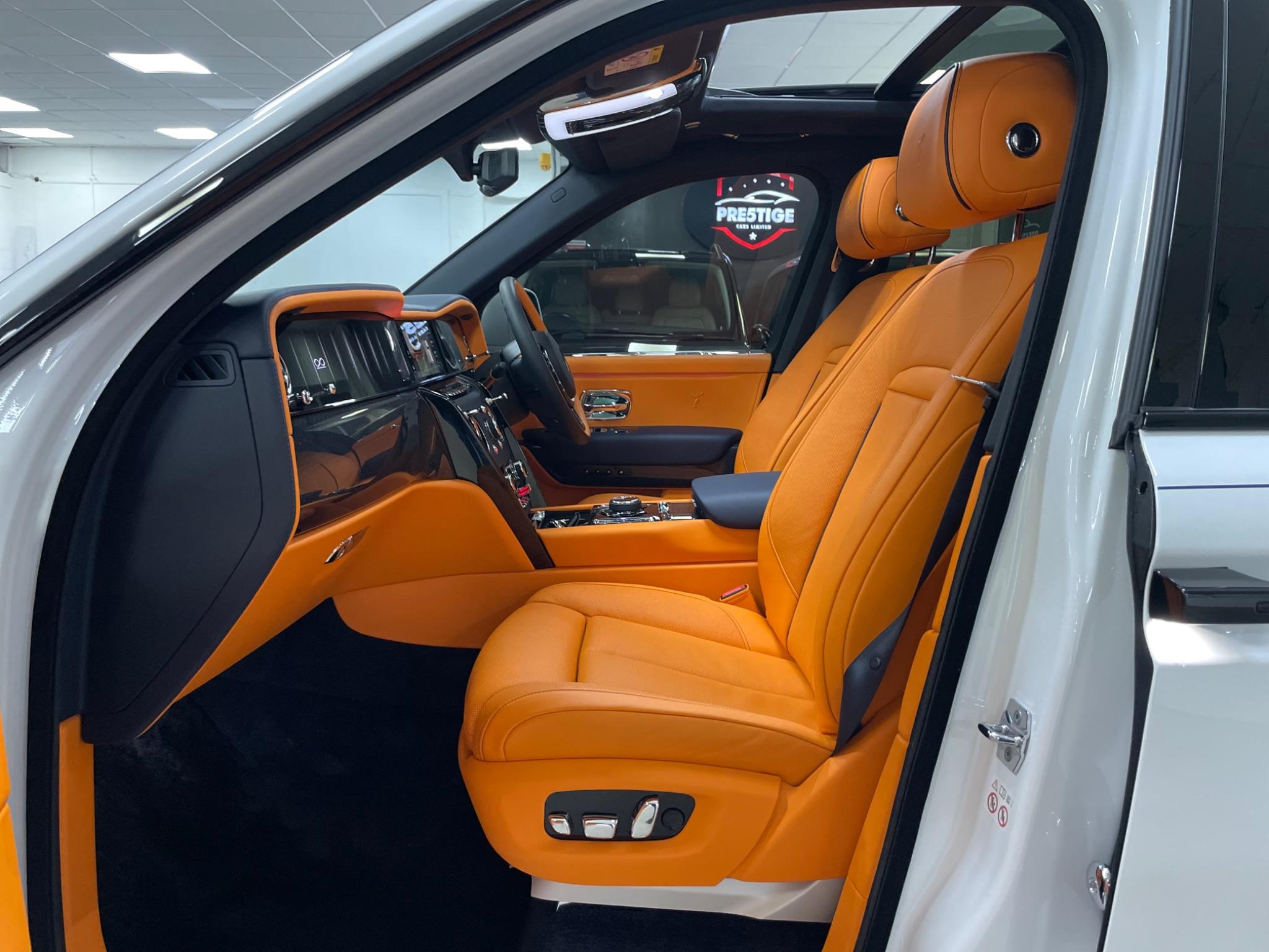Rolls-Royce Cullinan view 75