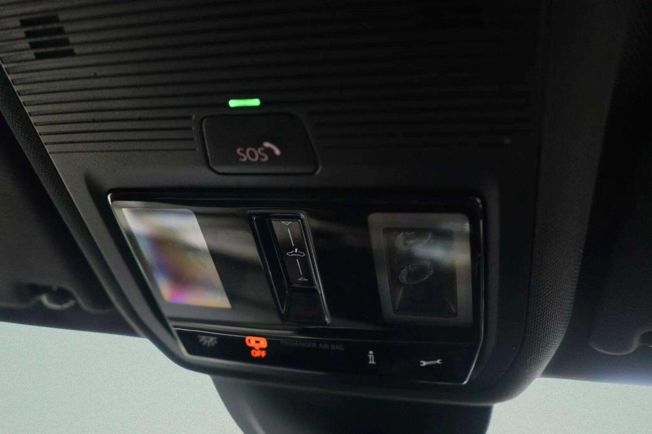 Volkswagen Golf view 50