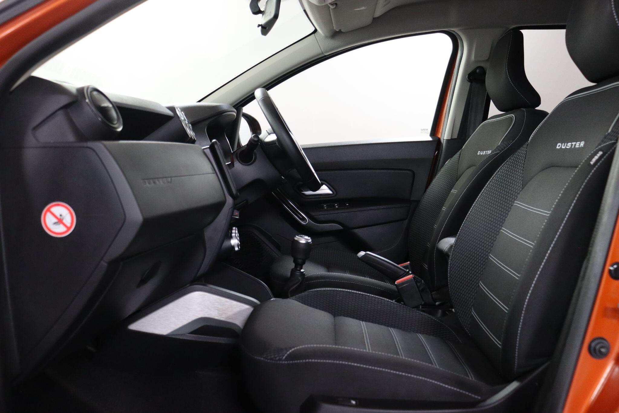 Dacia Duster view 43