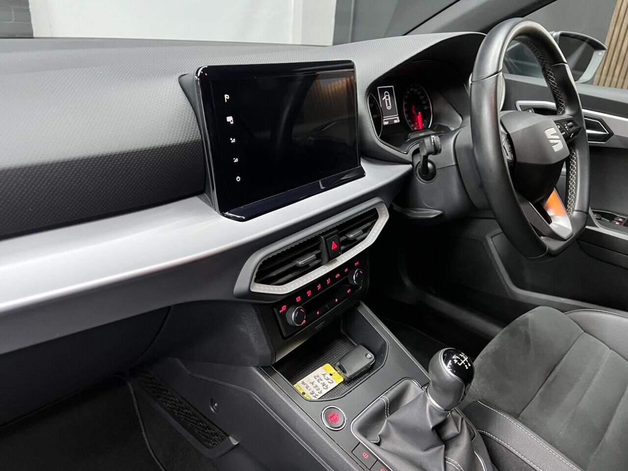 SEAT Ibiza view 33