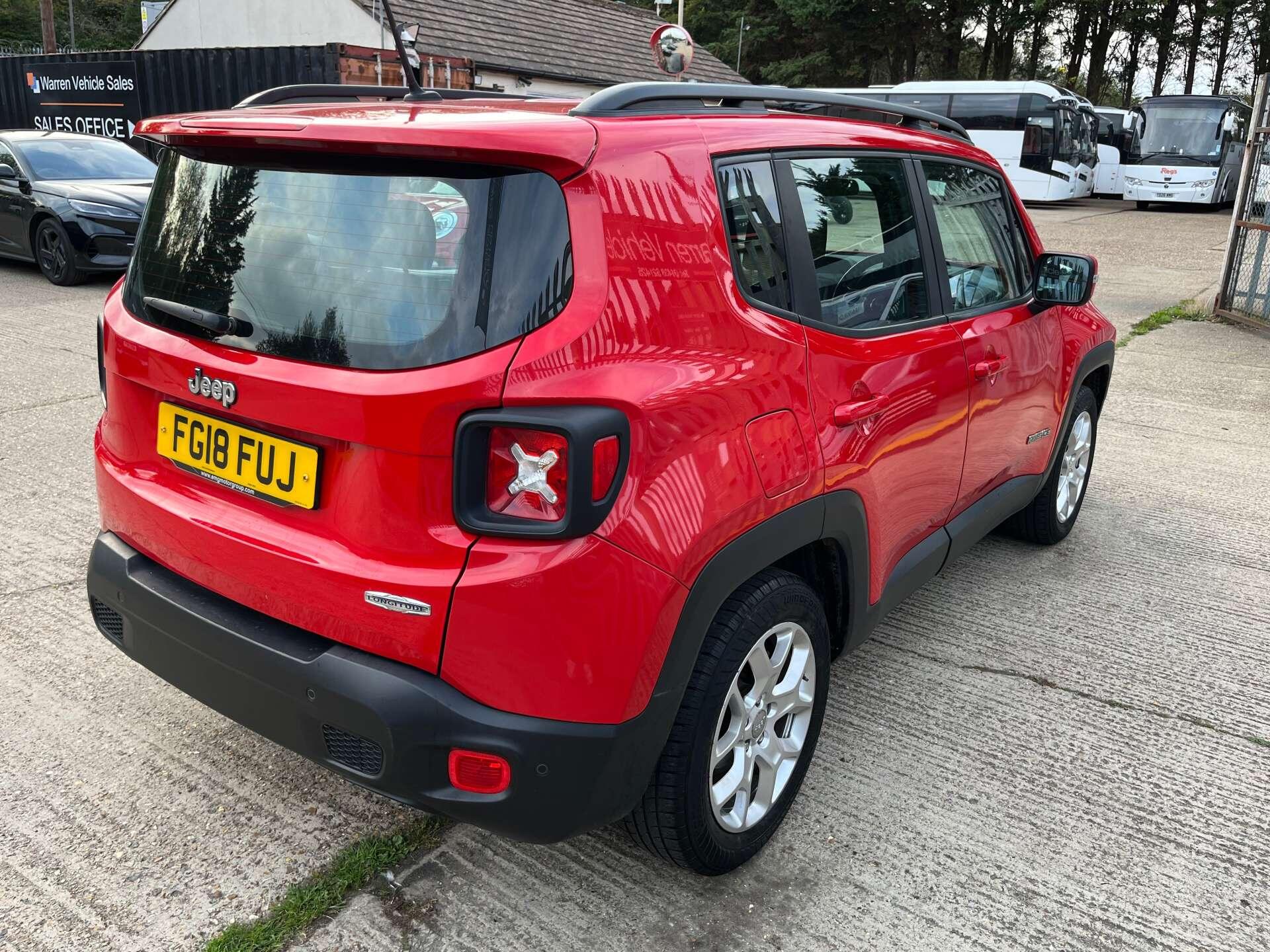 Jeep Renegade view 16